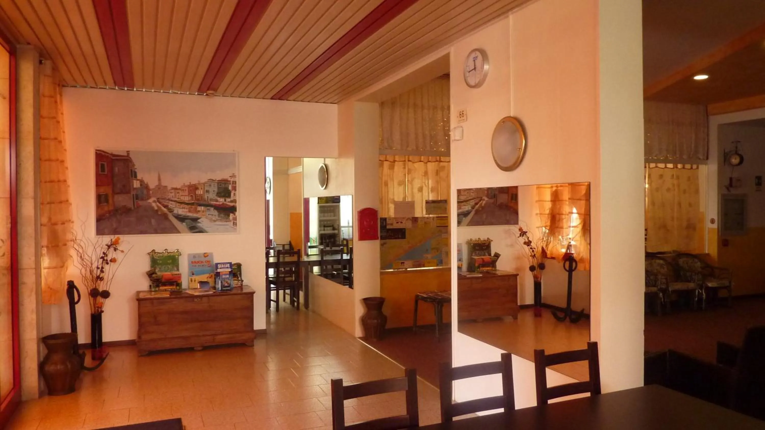 Decorative detail in Hotel Canova