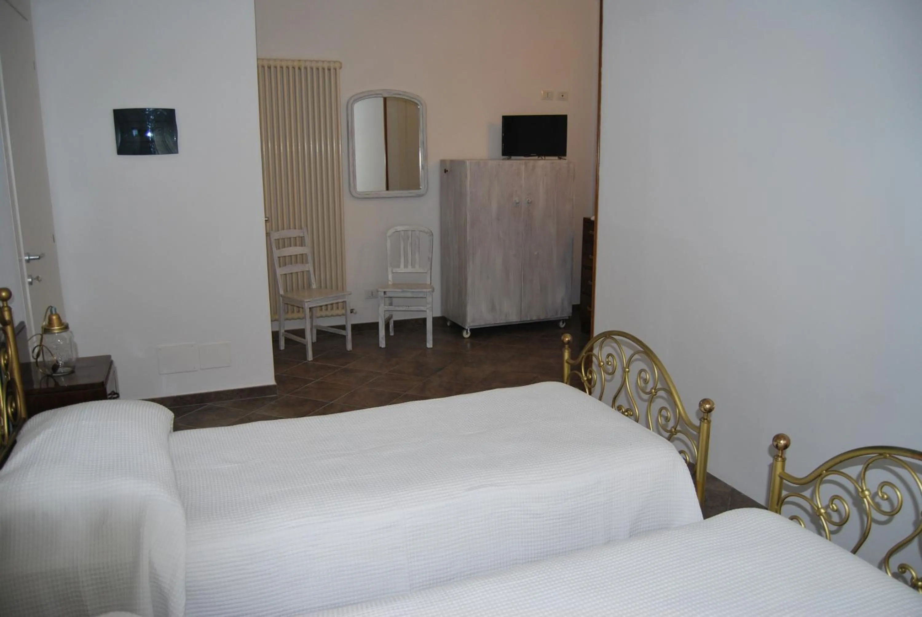 Photo of the whole room in sebante