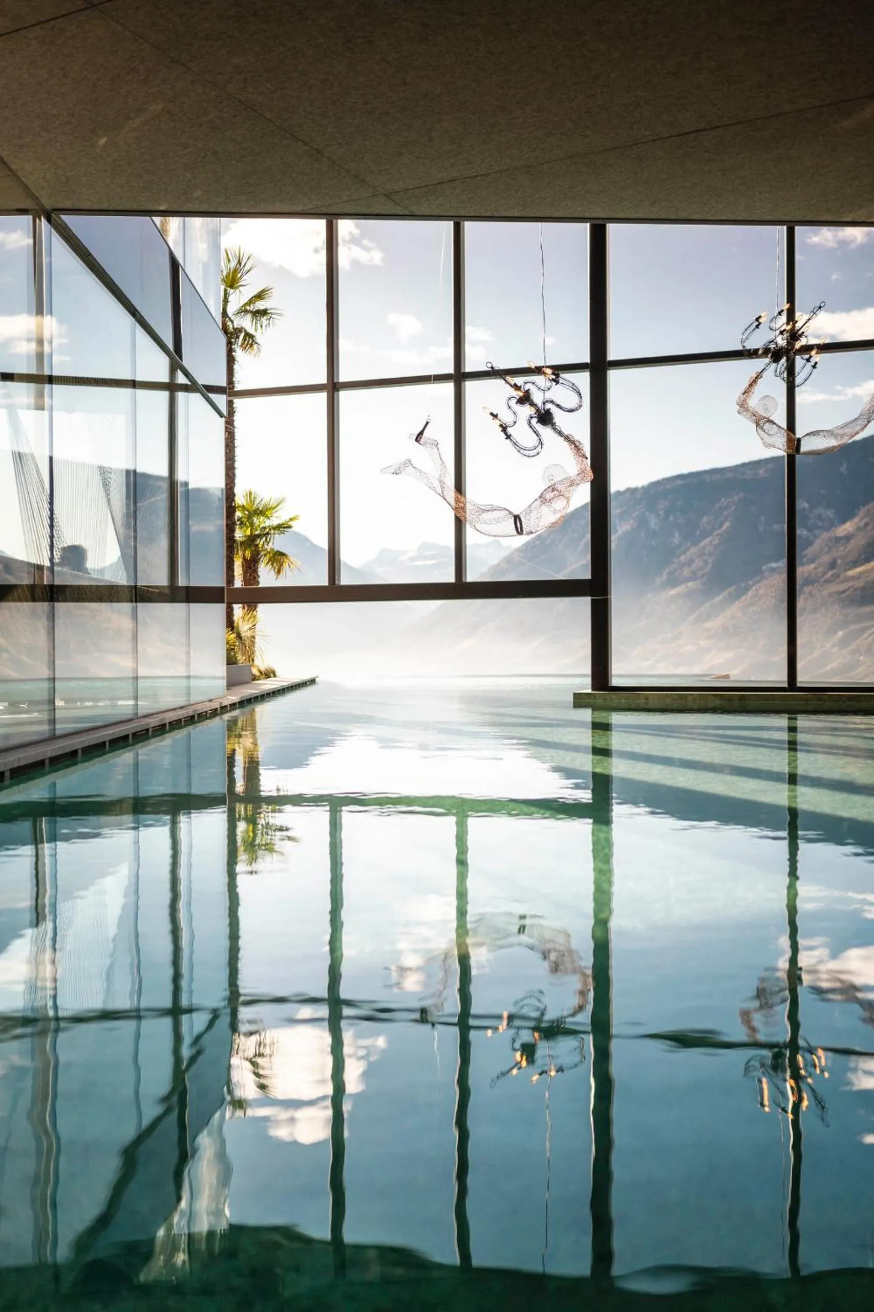 Swimming pool in Hotel Rosengarten (Schenna Resort)