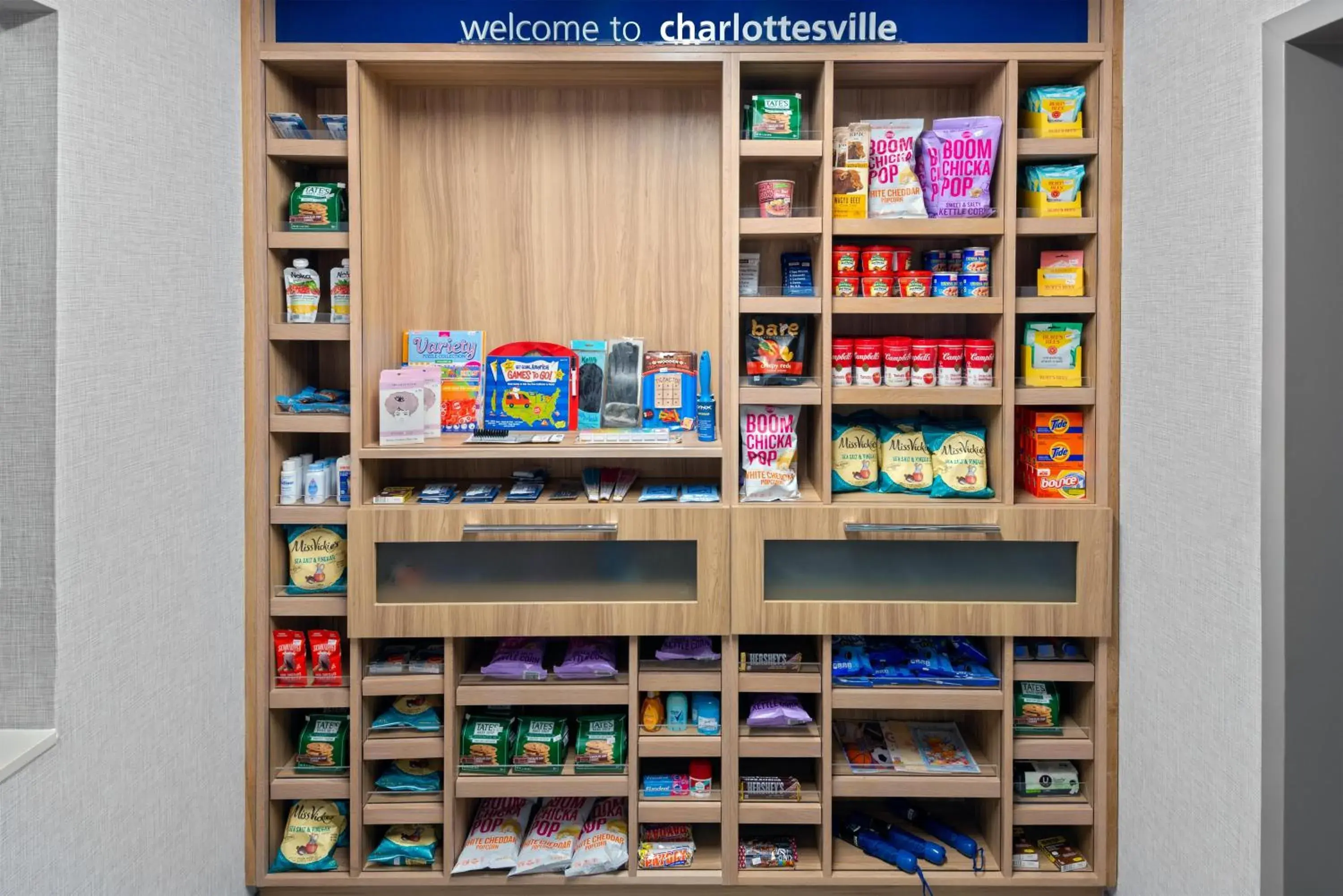 Restaurant/places to eat in Hampton Inn & Suites Charlottesville at the University Restaurant/places to eat in Hampton Inn & Suites Charlottesville at the University