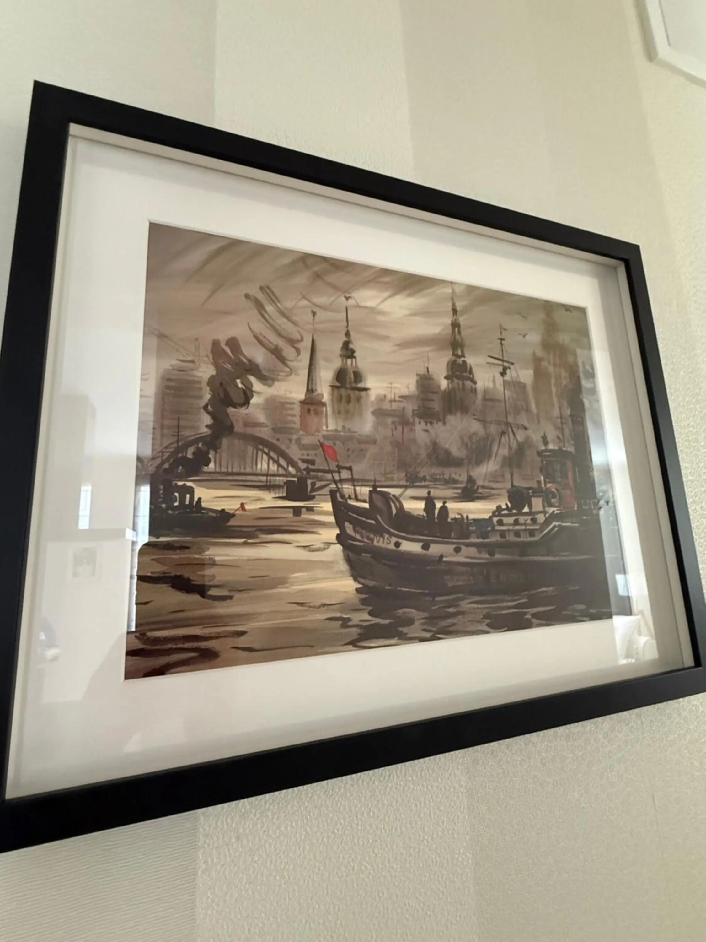 Decorative detail in Amber Coast & Sea