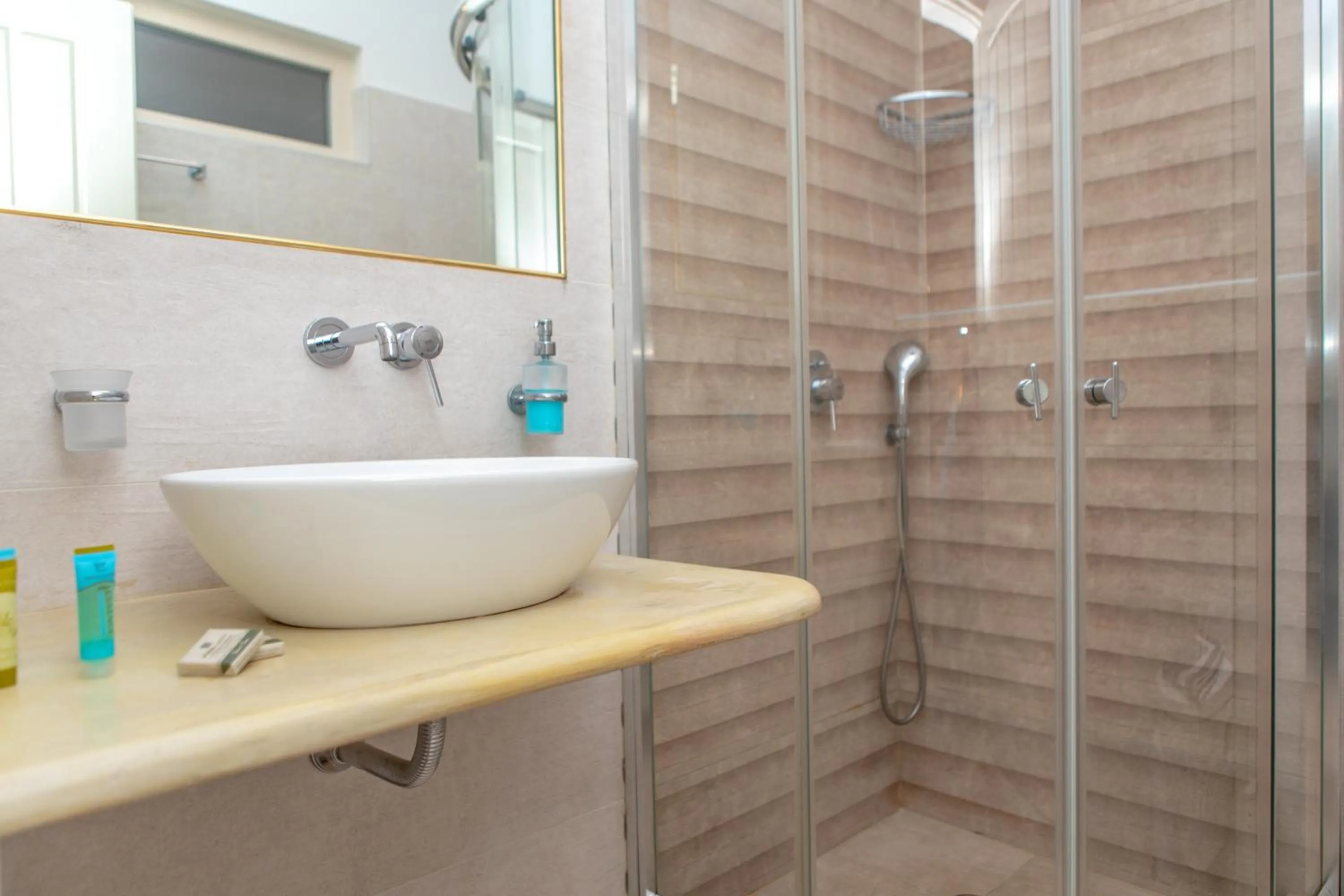 Naxos Illusion Nikos Verikokos