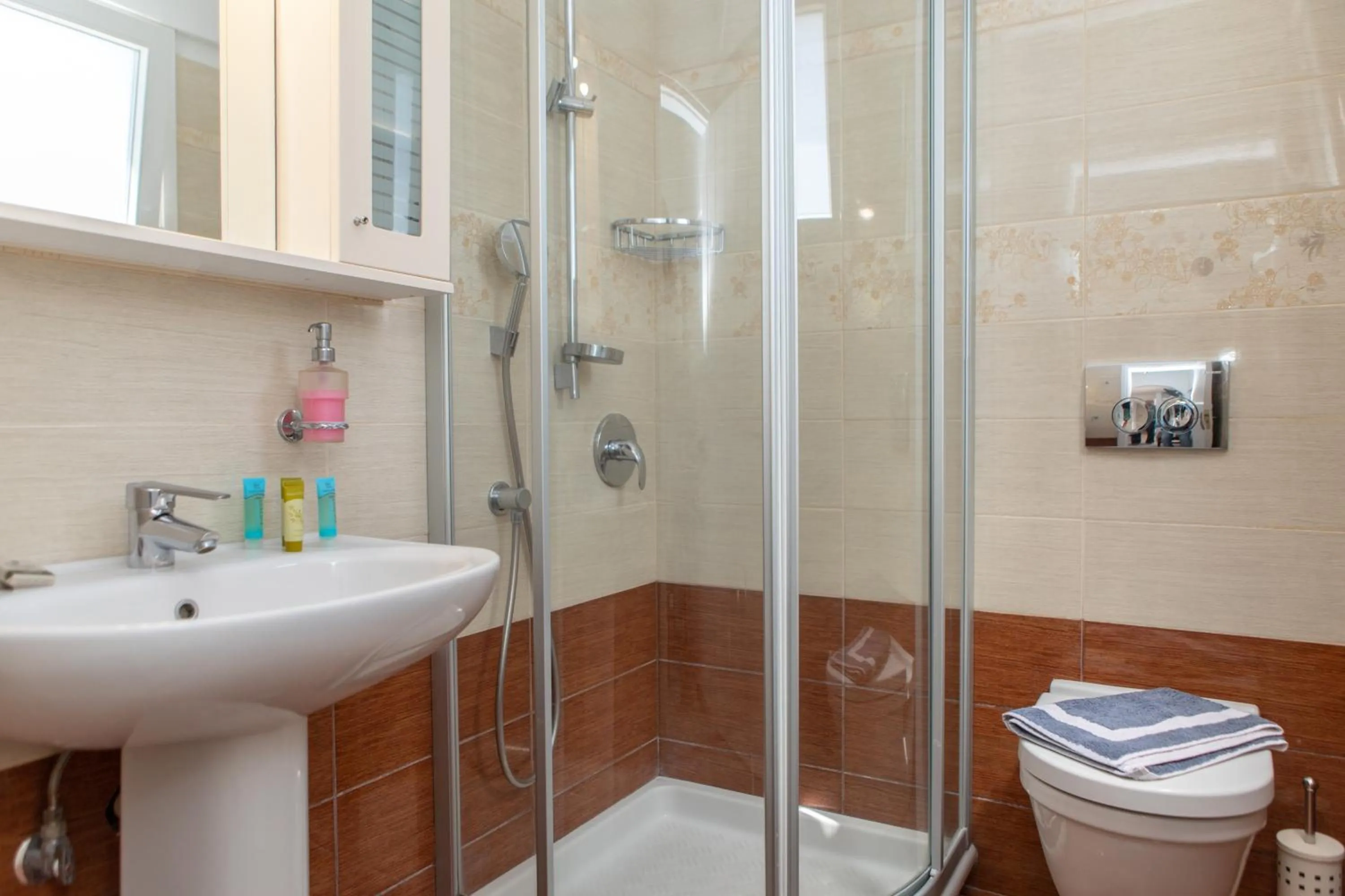 Naxos Illusion Nikos Verikokos