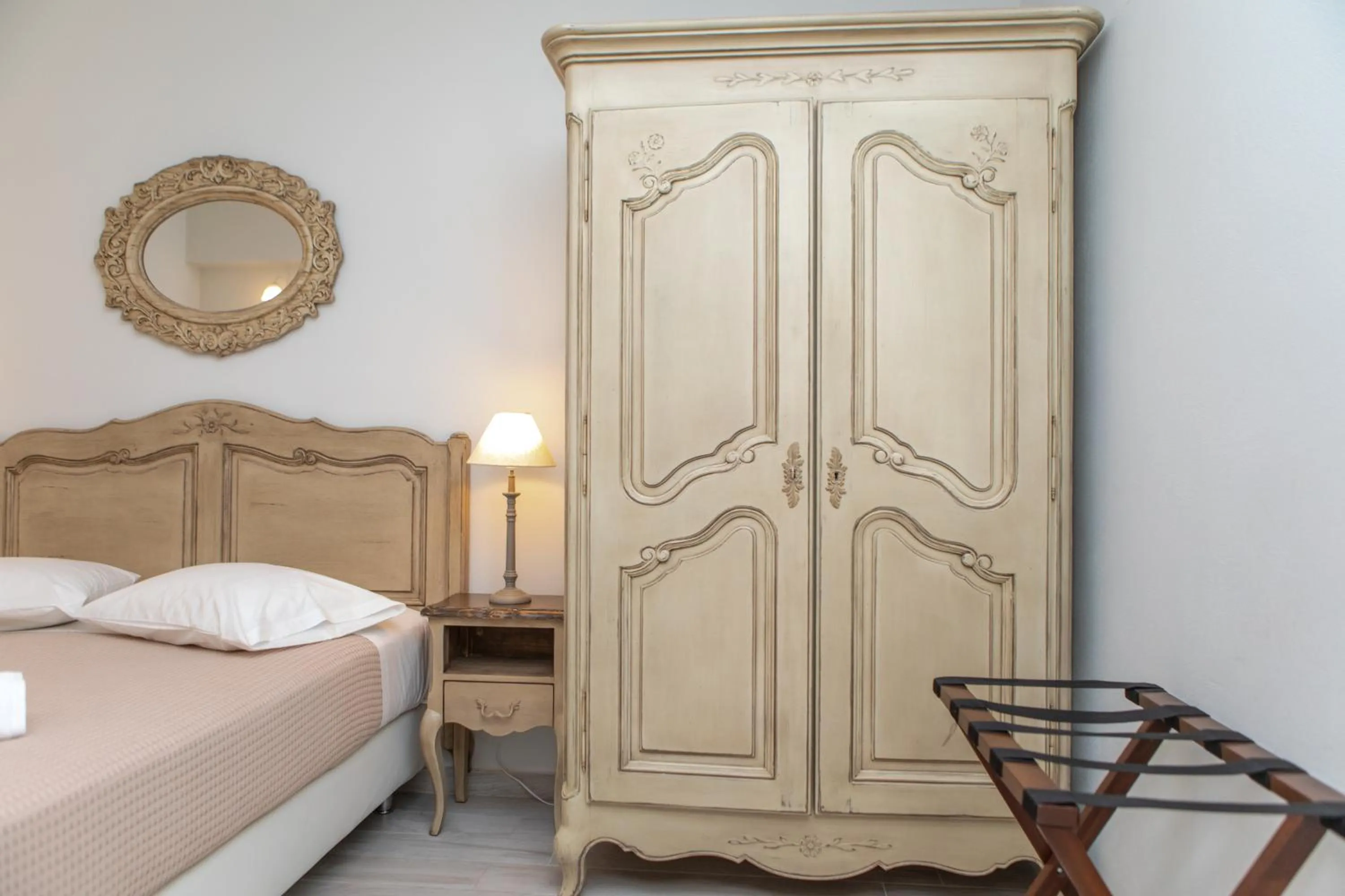 Bed in Naxos Illusion Nikos Verikokos