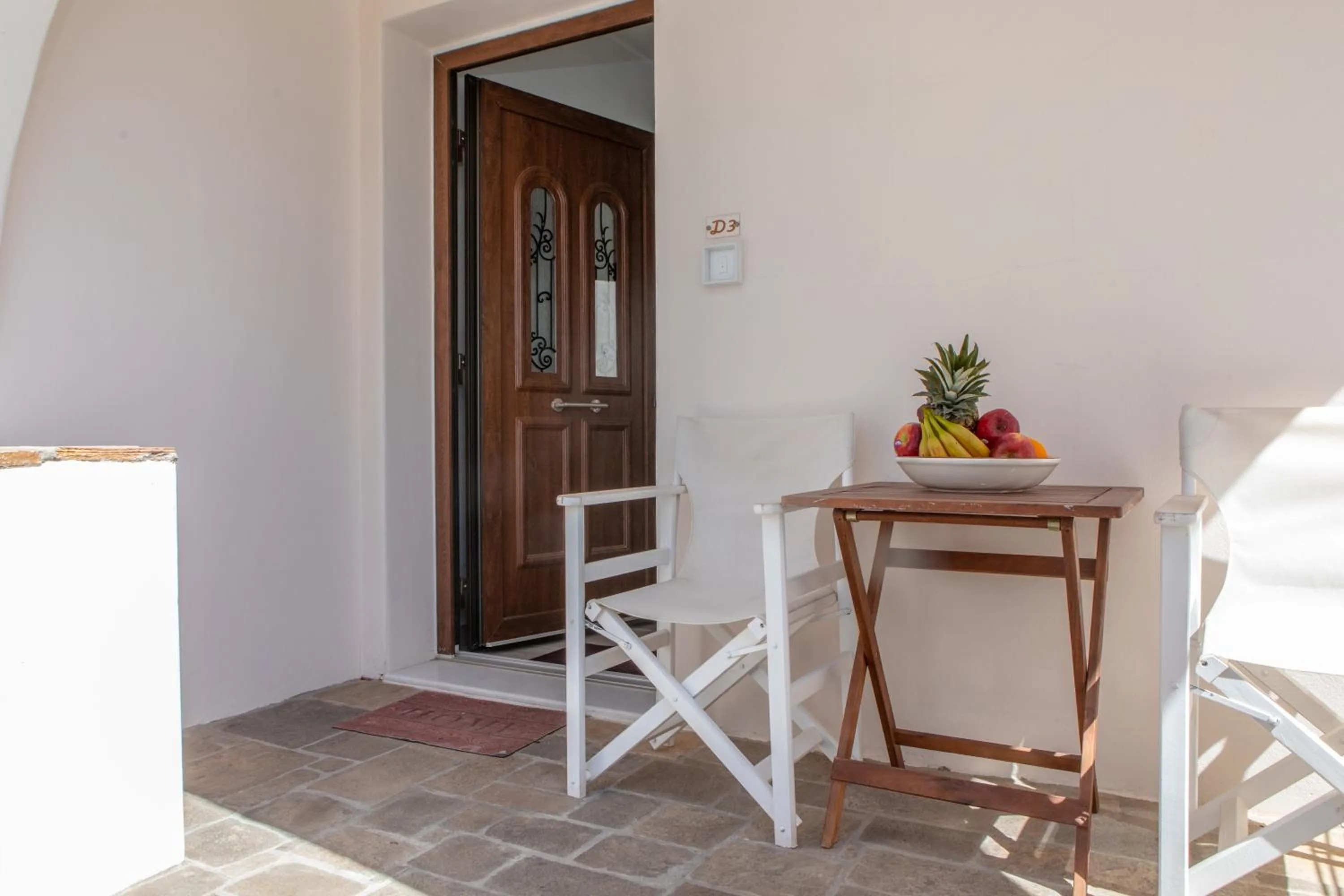 Naxos Illusion Nikos Verikokos