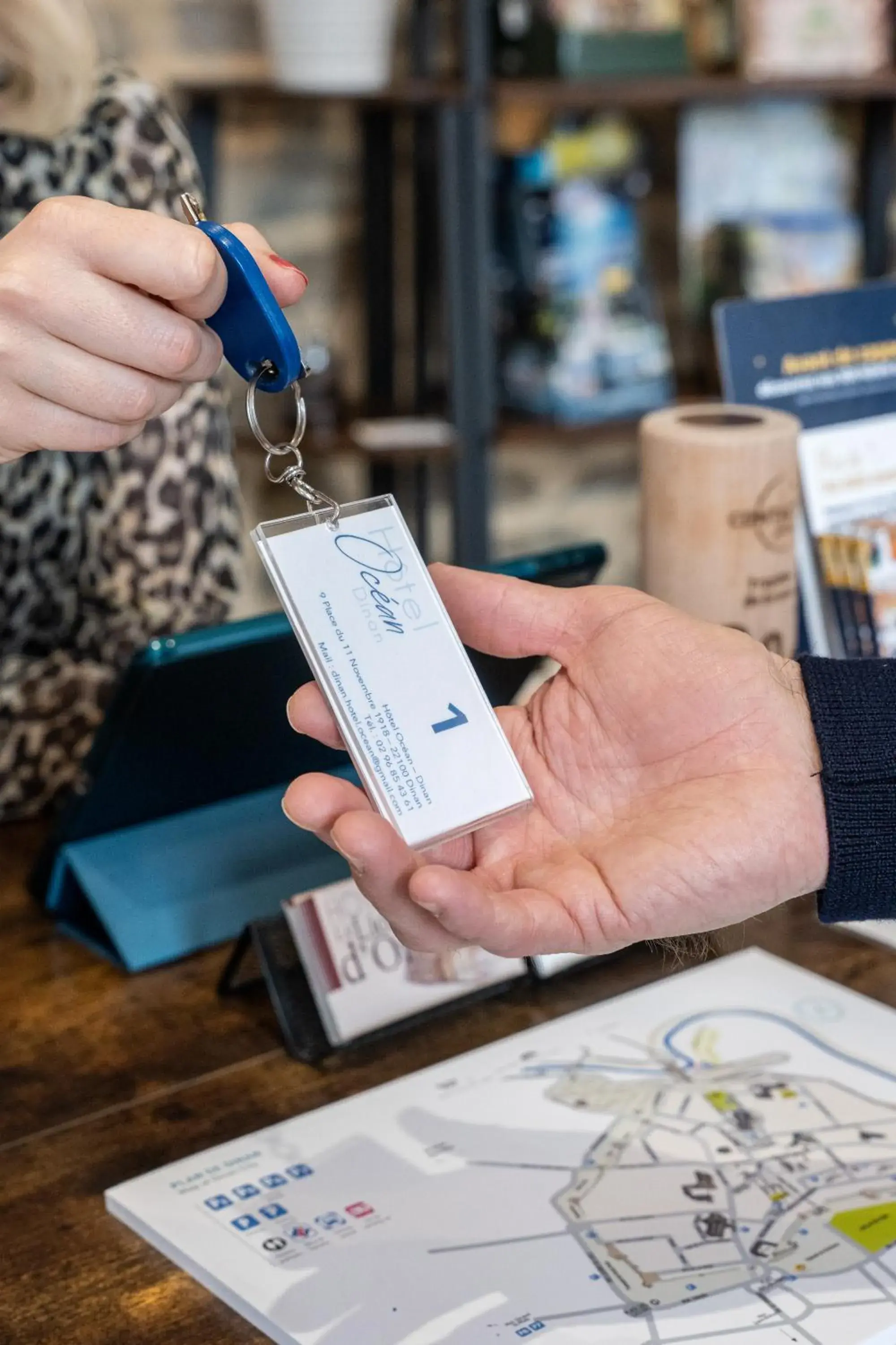 Lobby or reception in Hôtel Océan Dinan Lobby or reception in Hôtel Océan Dinan