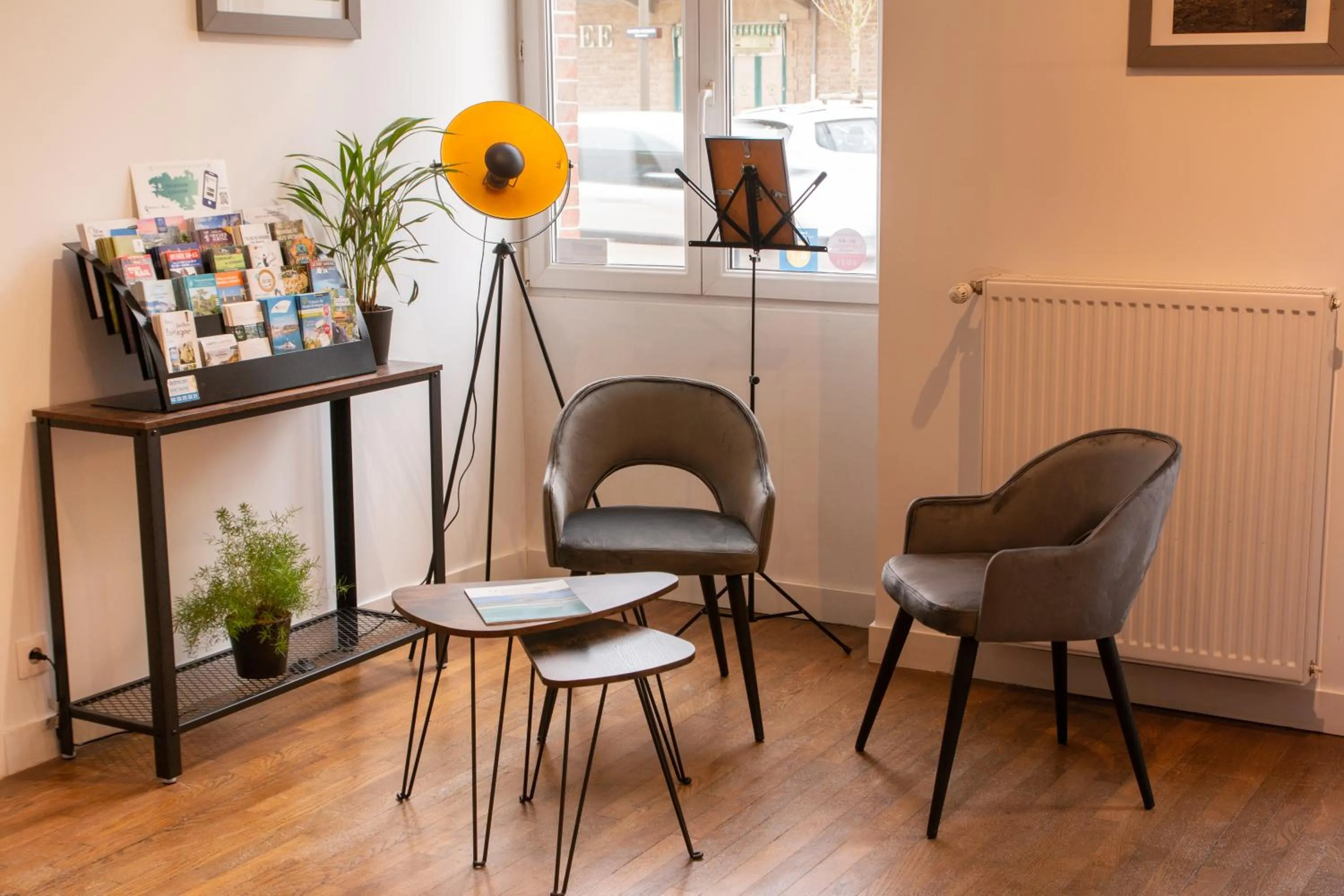 Lobby or reception in Hôtel Océan Dinan
