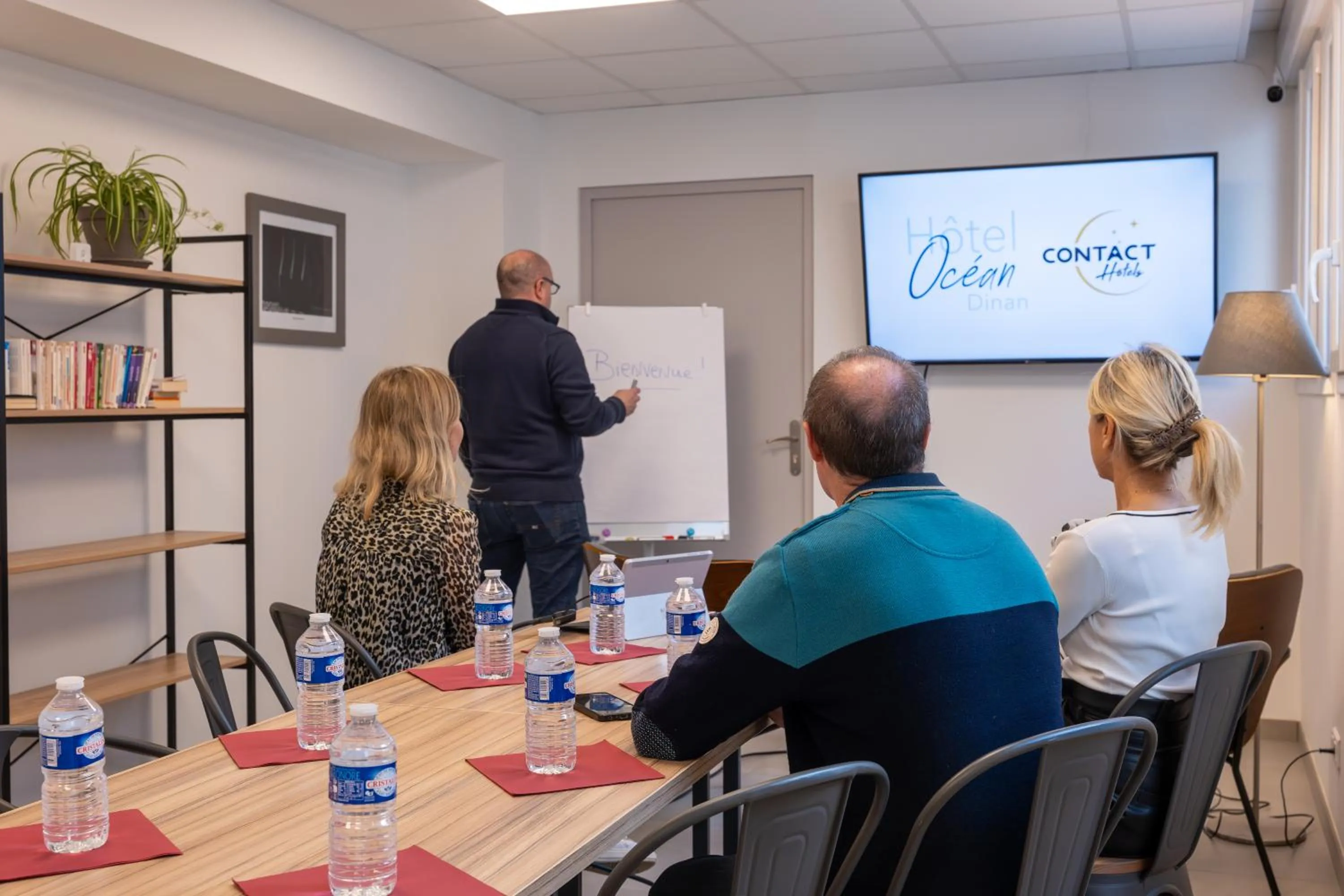 Meeting/conference room in Hôtel Océan Dinan