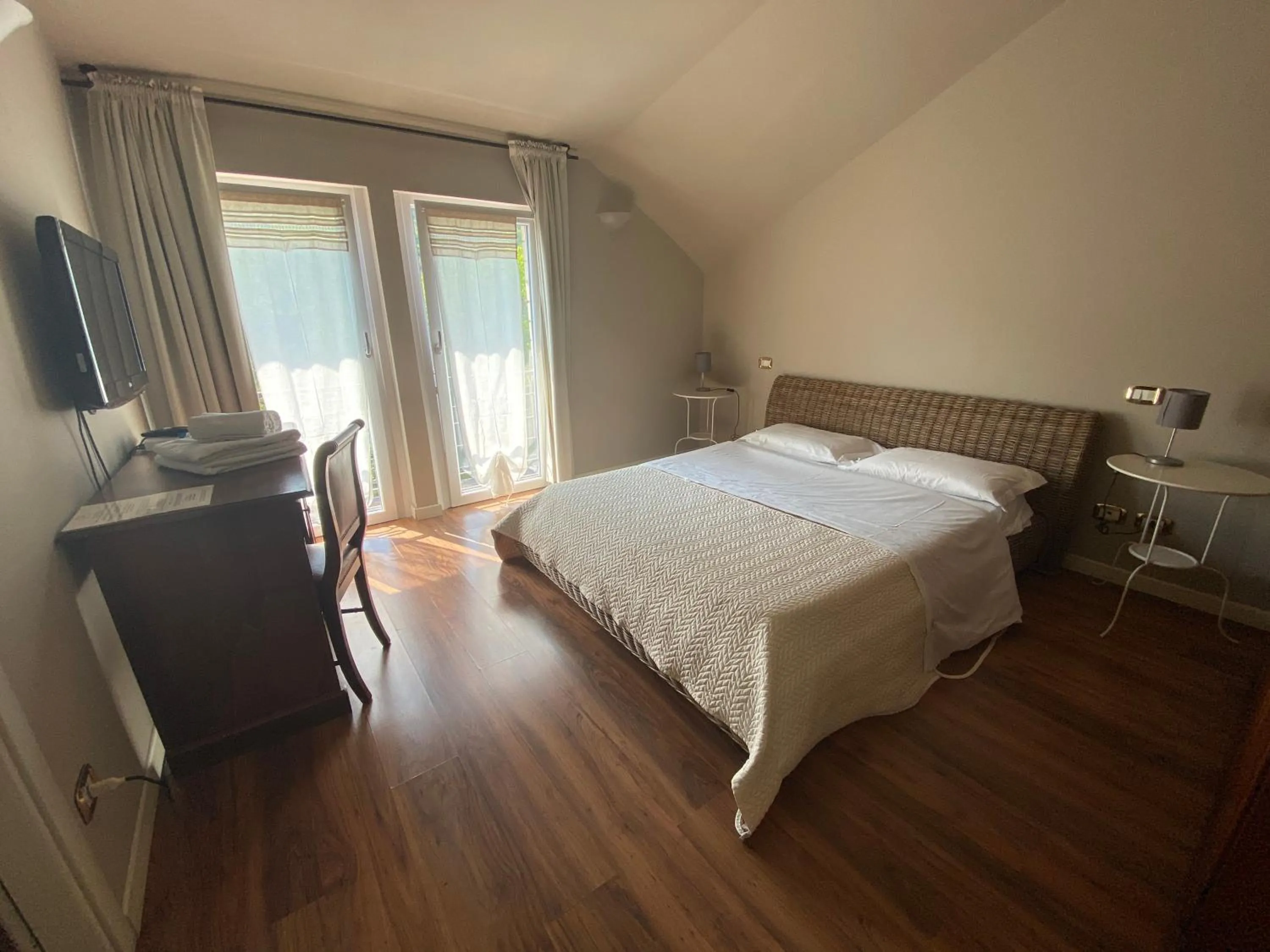 Hotel Edoné