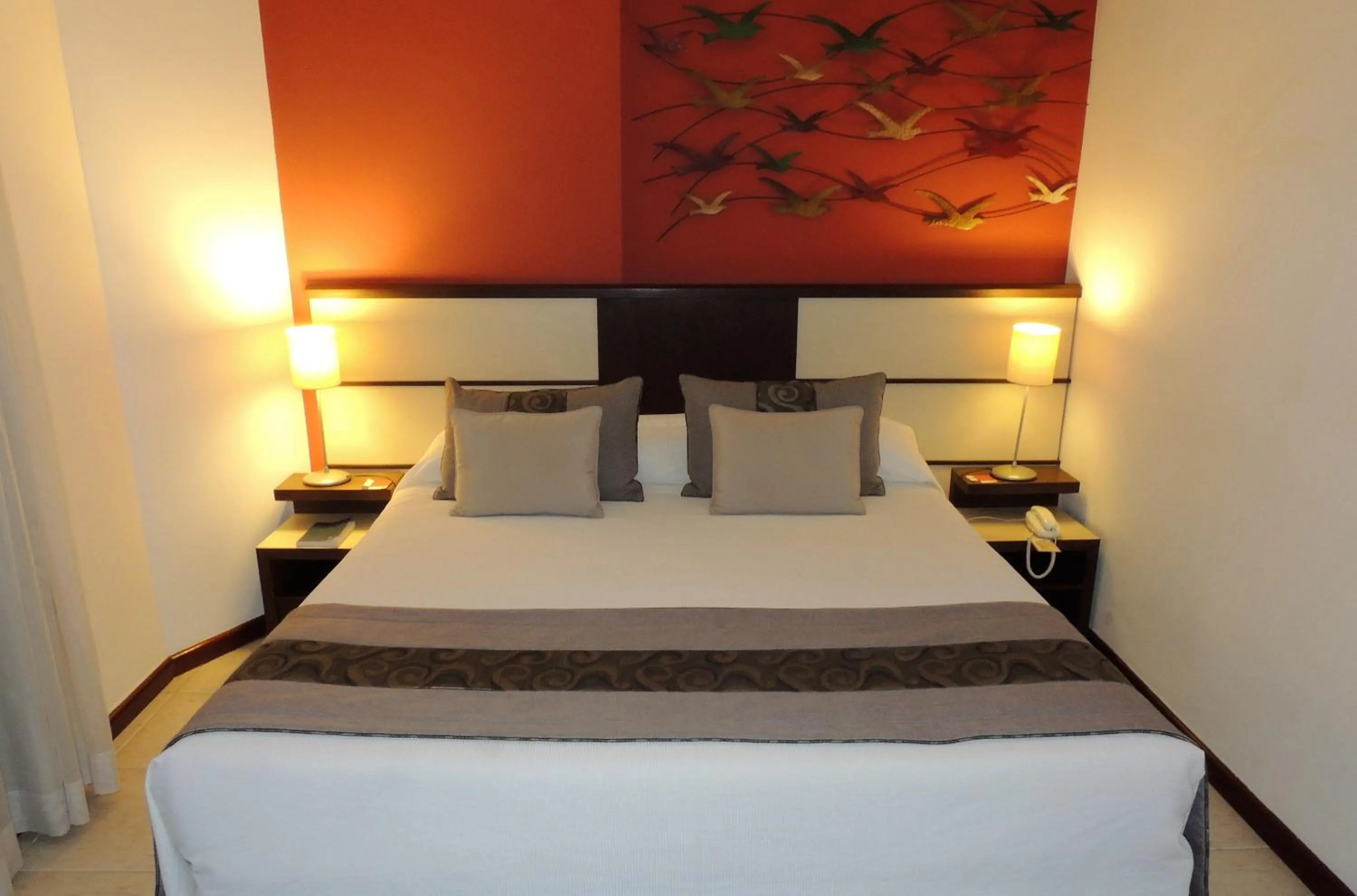 Bed in Mondrian Suite Hotel