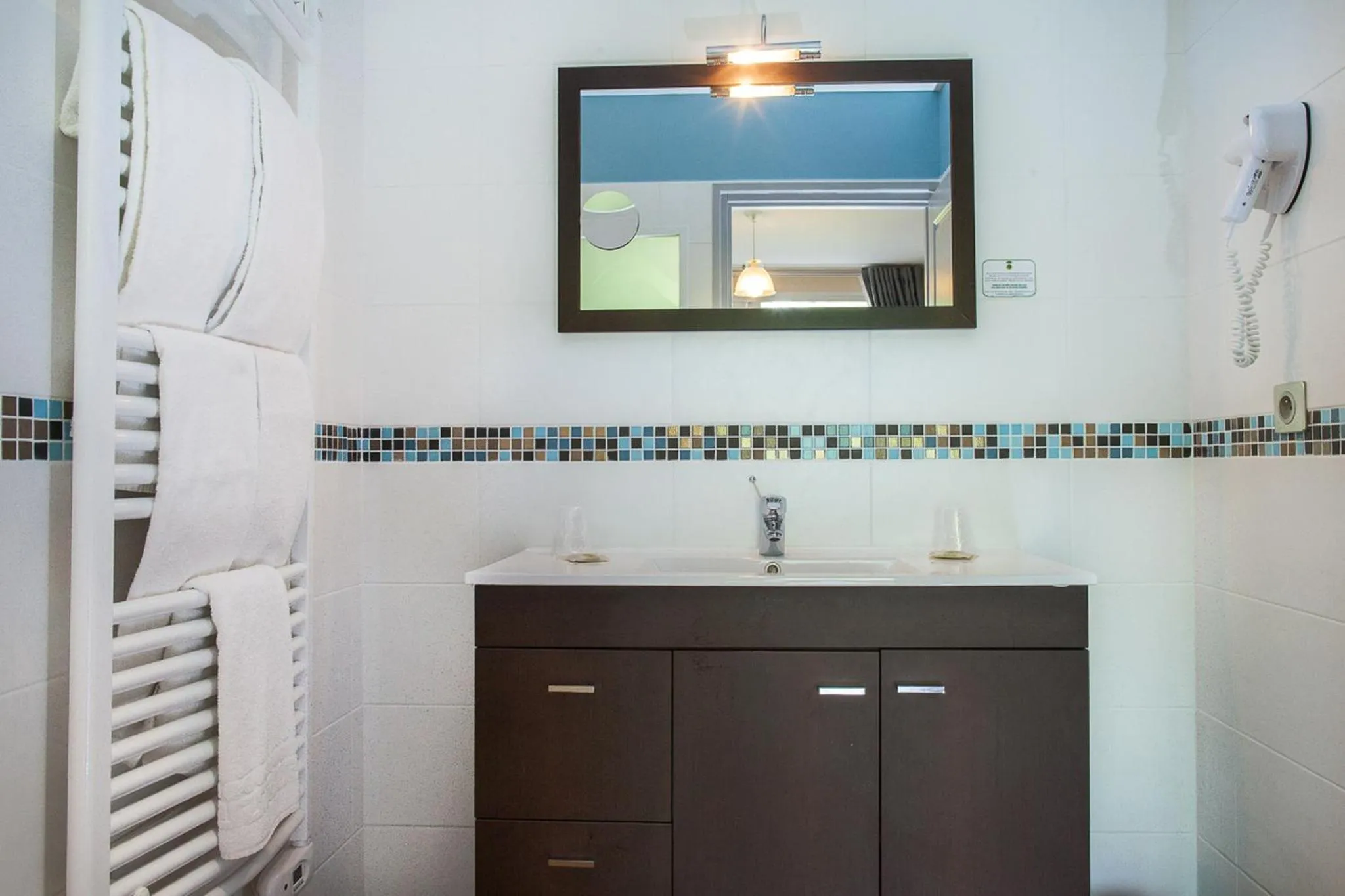 Bathroom in Logis Hotel Erreguina