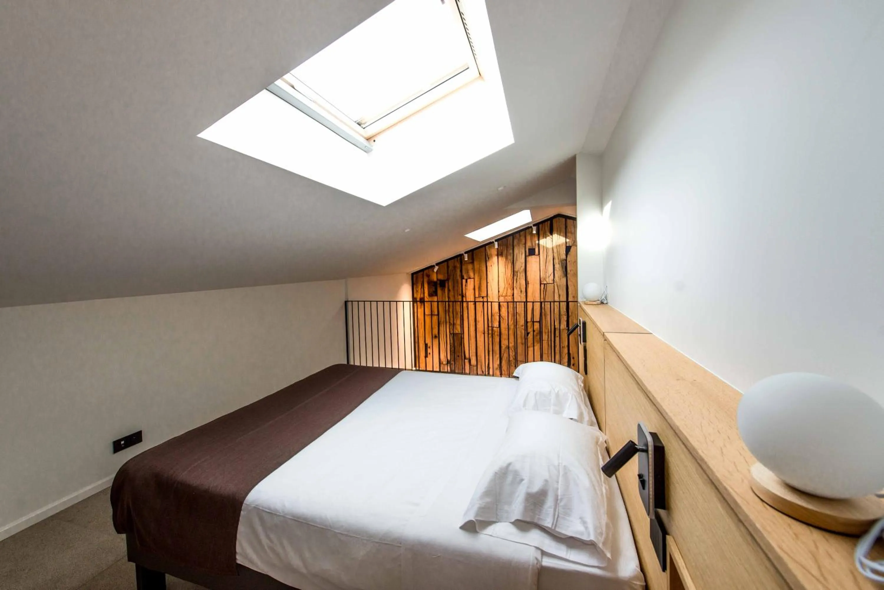 Bed in Logis Hotel Erreguina