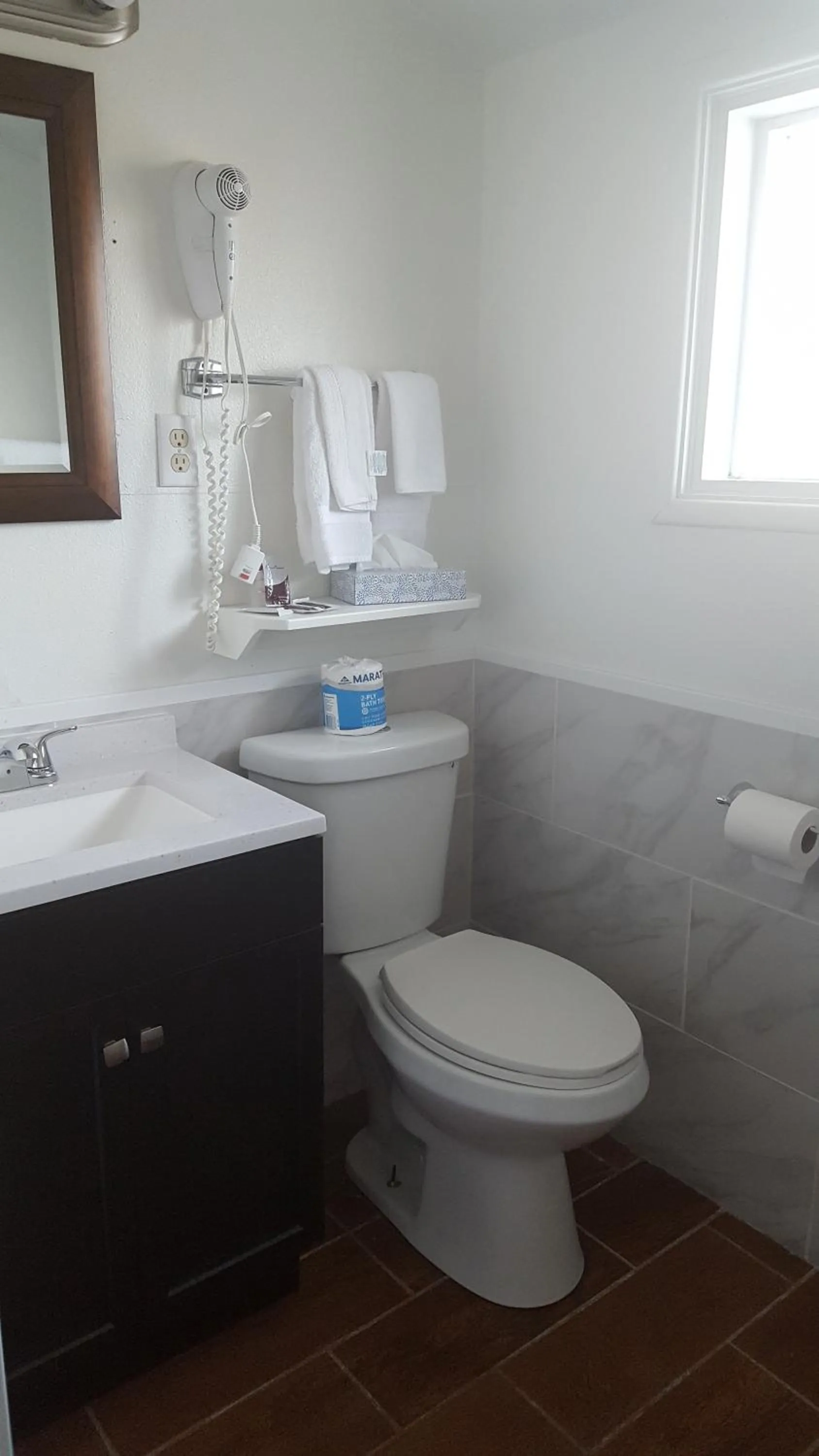 Bathroom in Sonoma Lodge