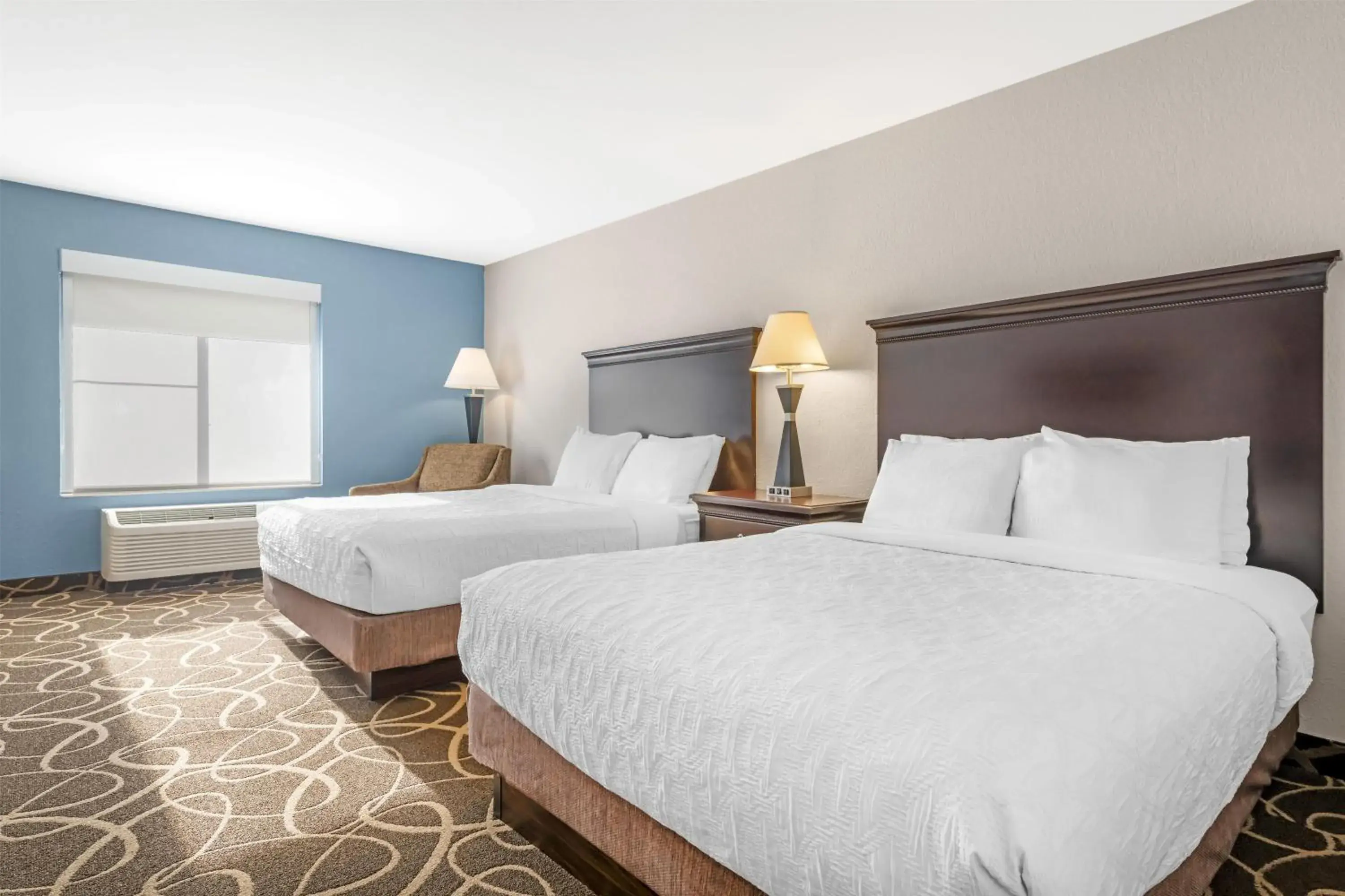 Bedroom, Bed in Best Western Plus Eau Claire Conference Center Bedroom, Bed in Best Western Plus Eau Claire Conference Center