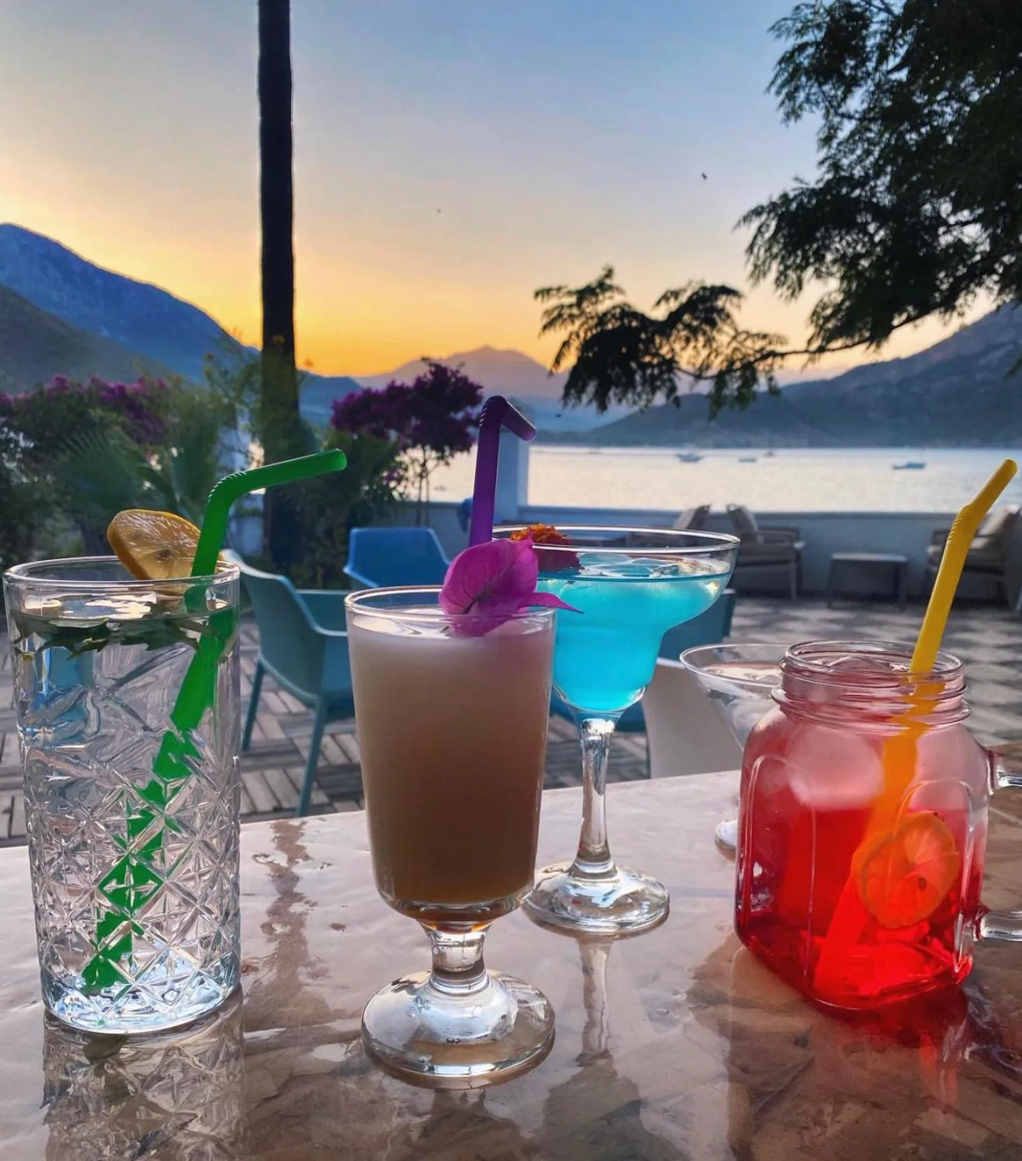 Lounge or bar in Ford Hotel