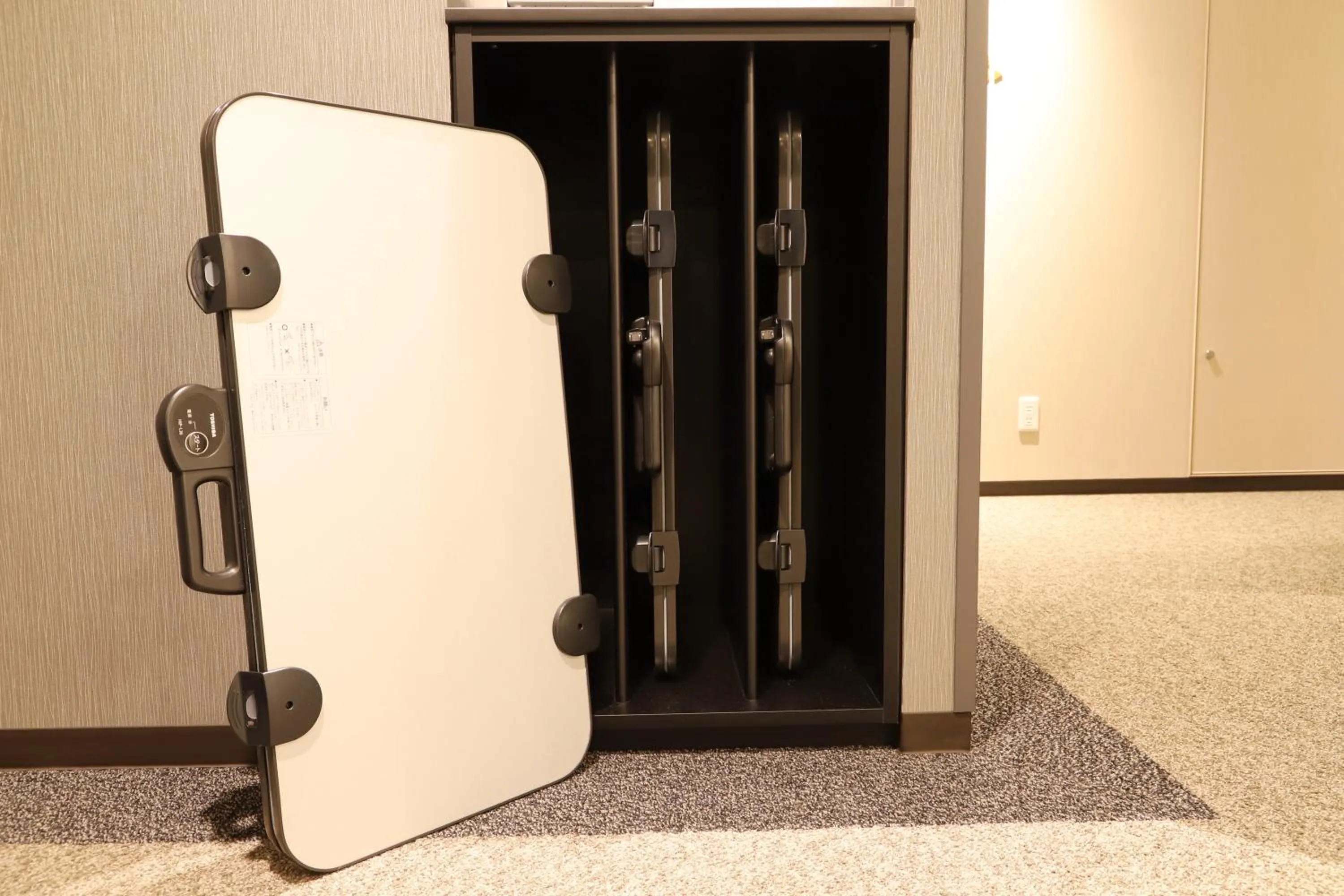 trouser press in Smile Hotel Premium Osaka Higashishinsaibashi