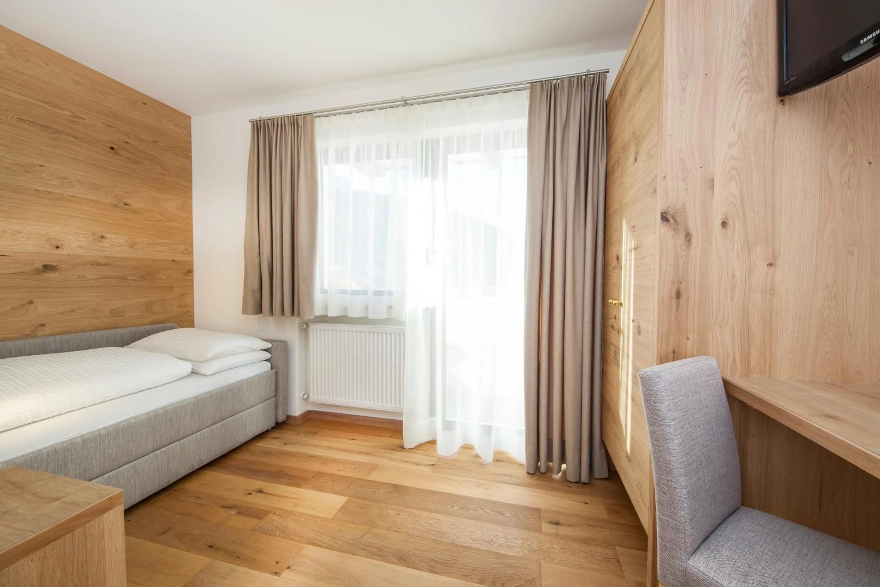 Bed in Hotel Garni Morene