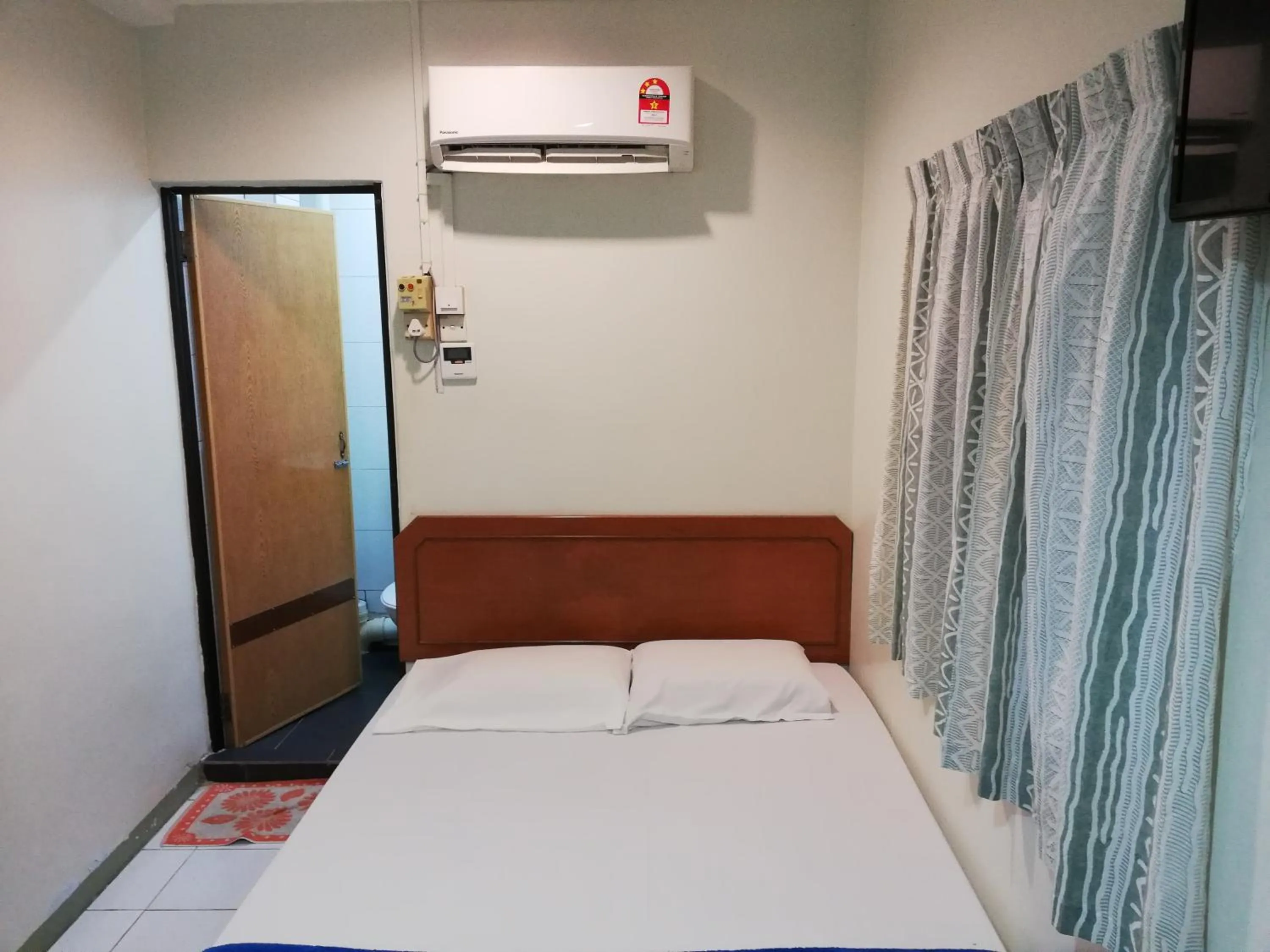 Bed in Sri Gate Hotel