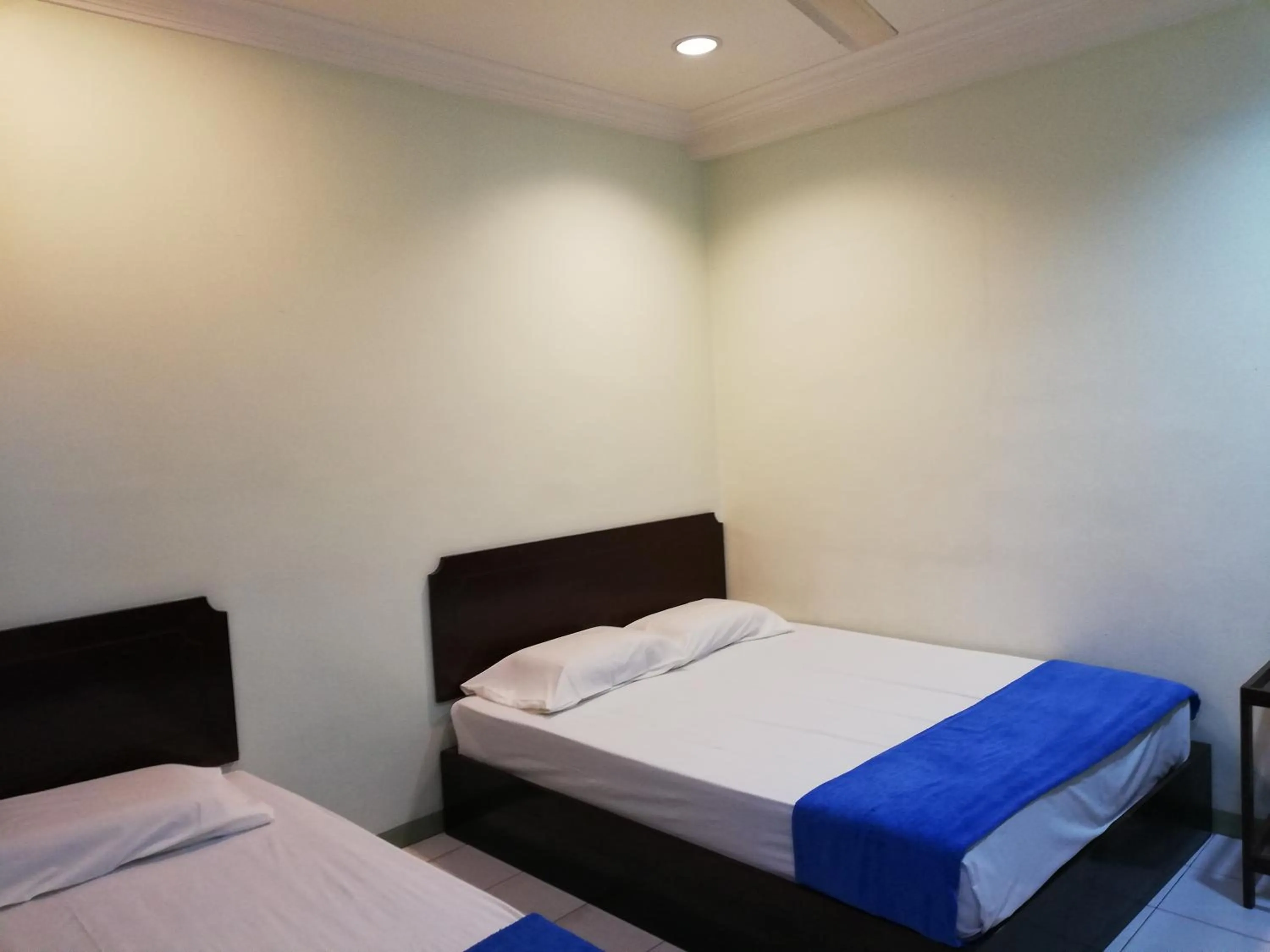 Bed in Sri Gate Hotel