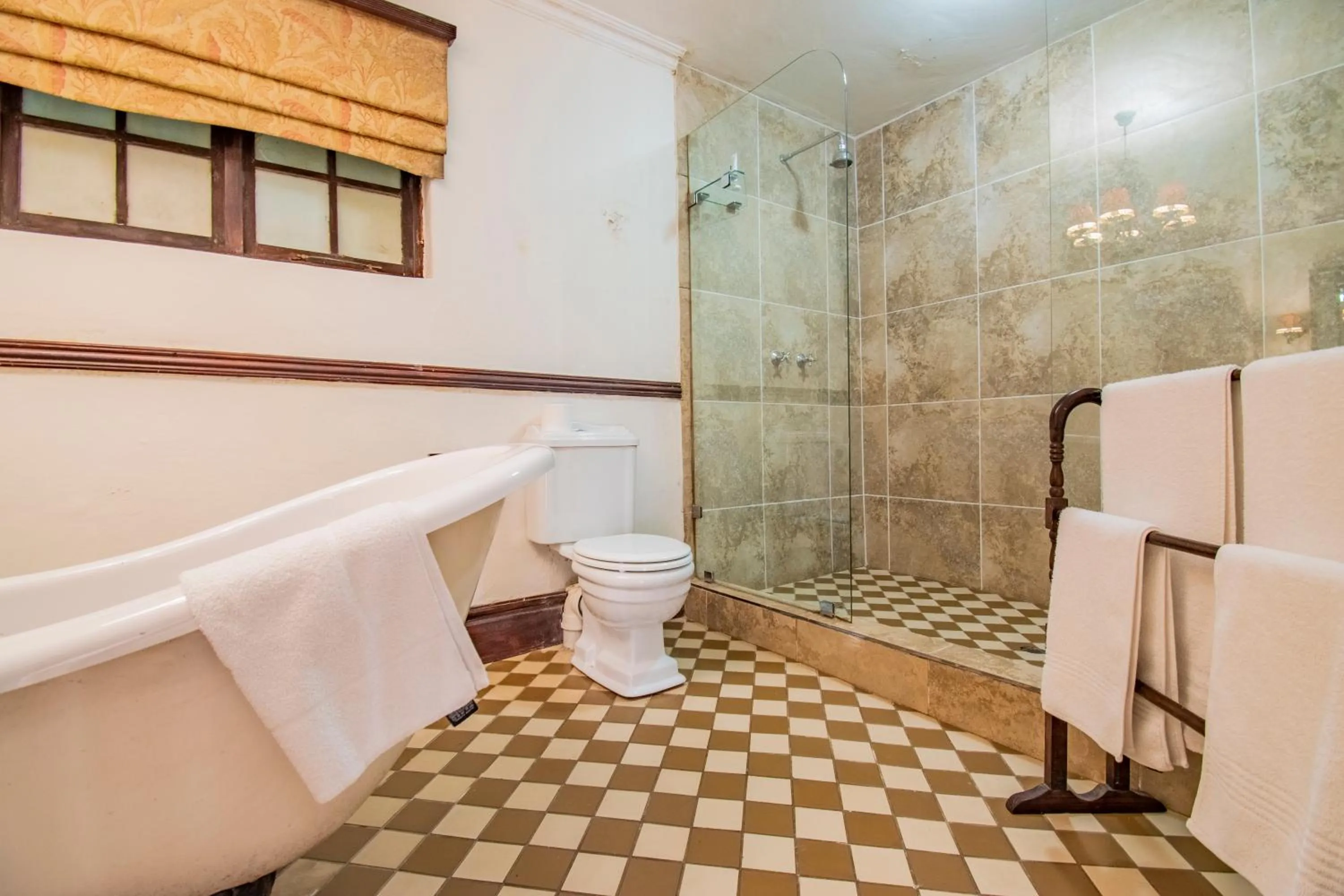 Shower in Emakhosini Boutique Hotel