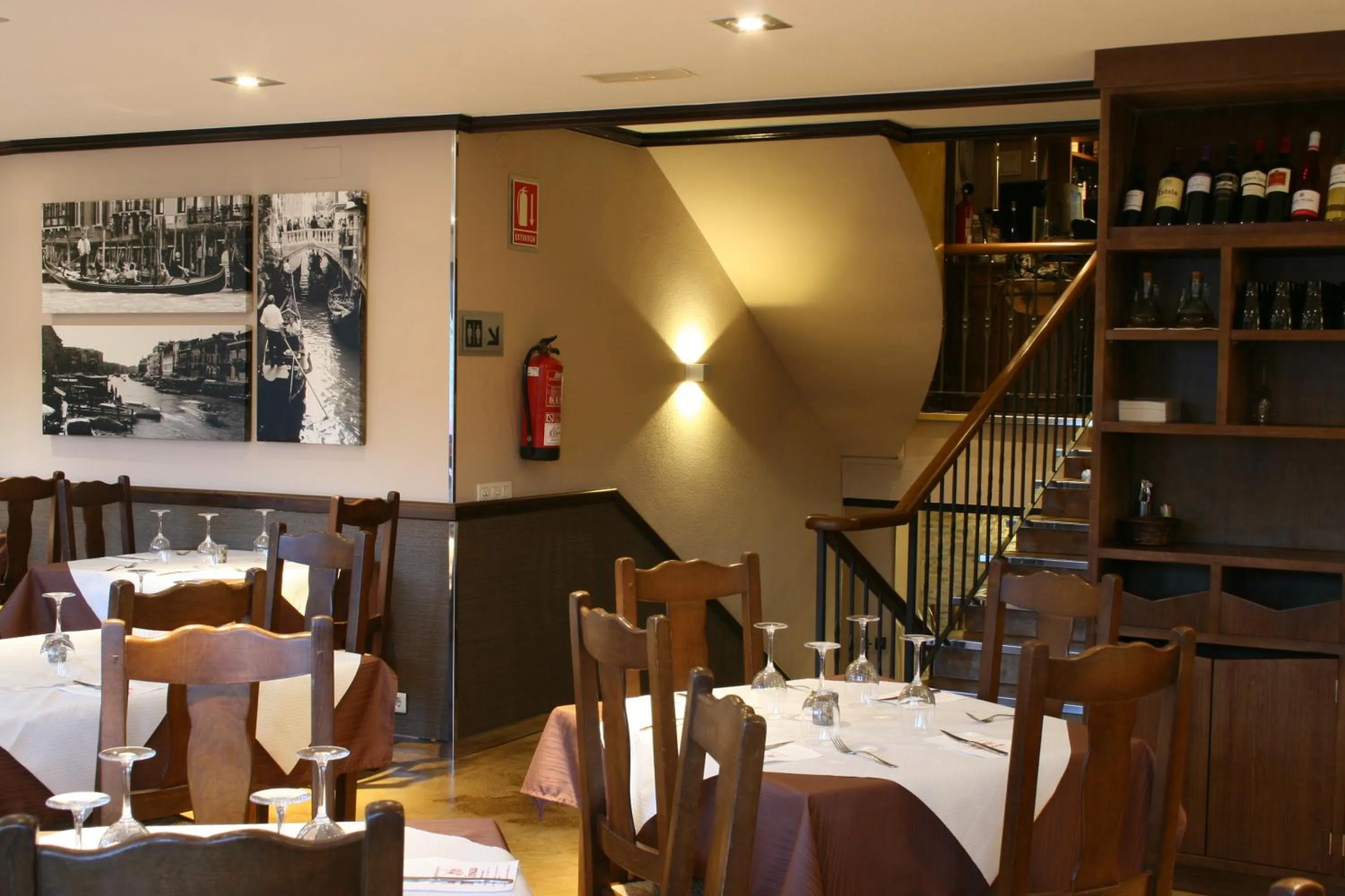 Restaurant/places to eat in Hotel Los Molinos