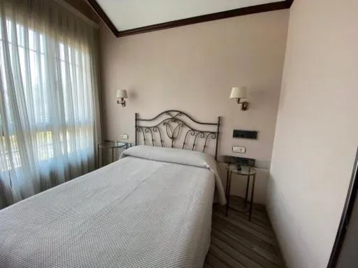 Bed in Hotel Los Molinos