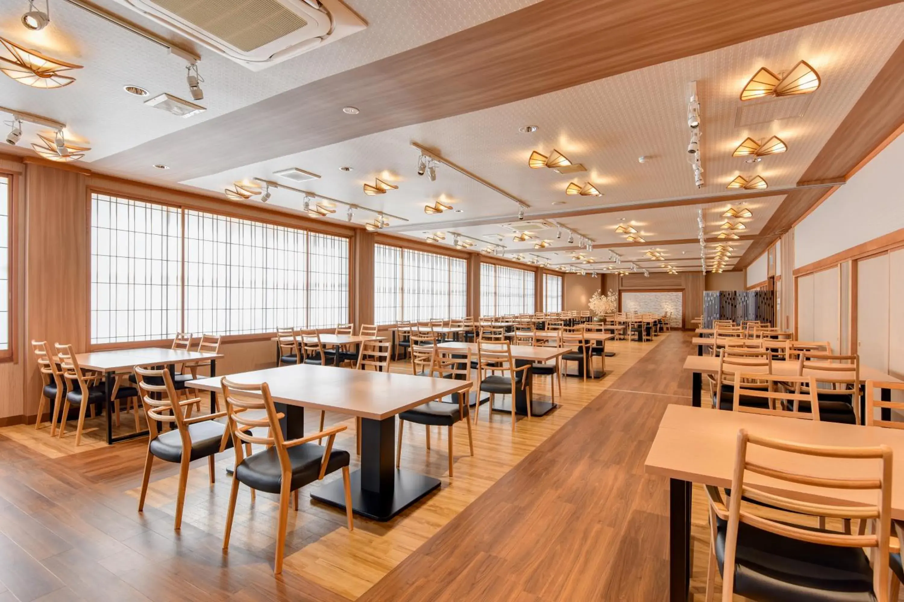 Restaurant/places to eat in Kaike Seaside Hotel Restaurant/places to eat in Kaike Seaside Hotel