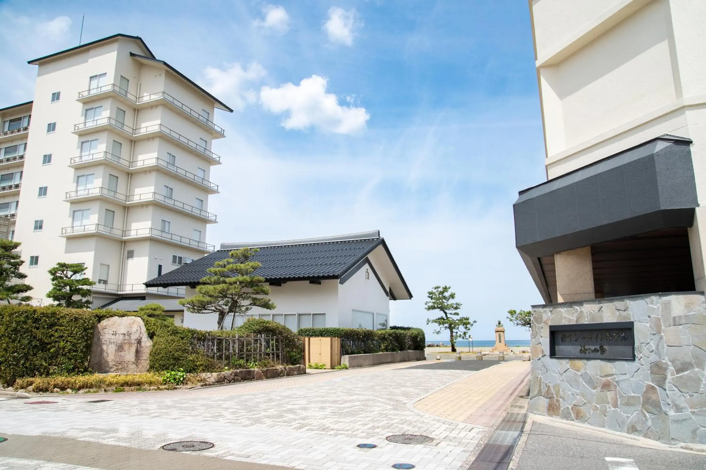 Property building in Kaike Seaside Hotel Property building in Kaike Seaside Hotel