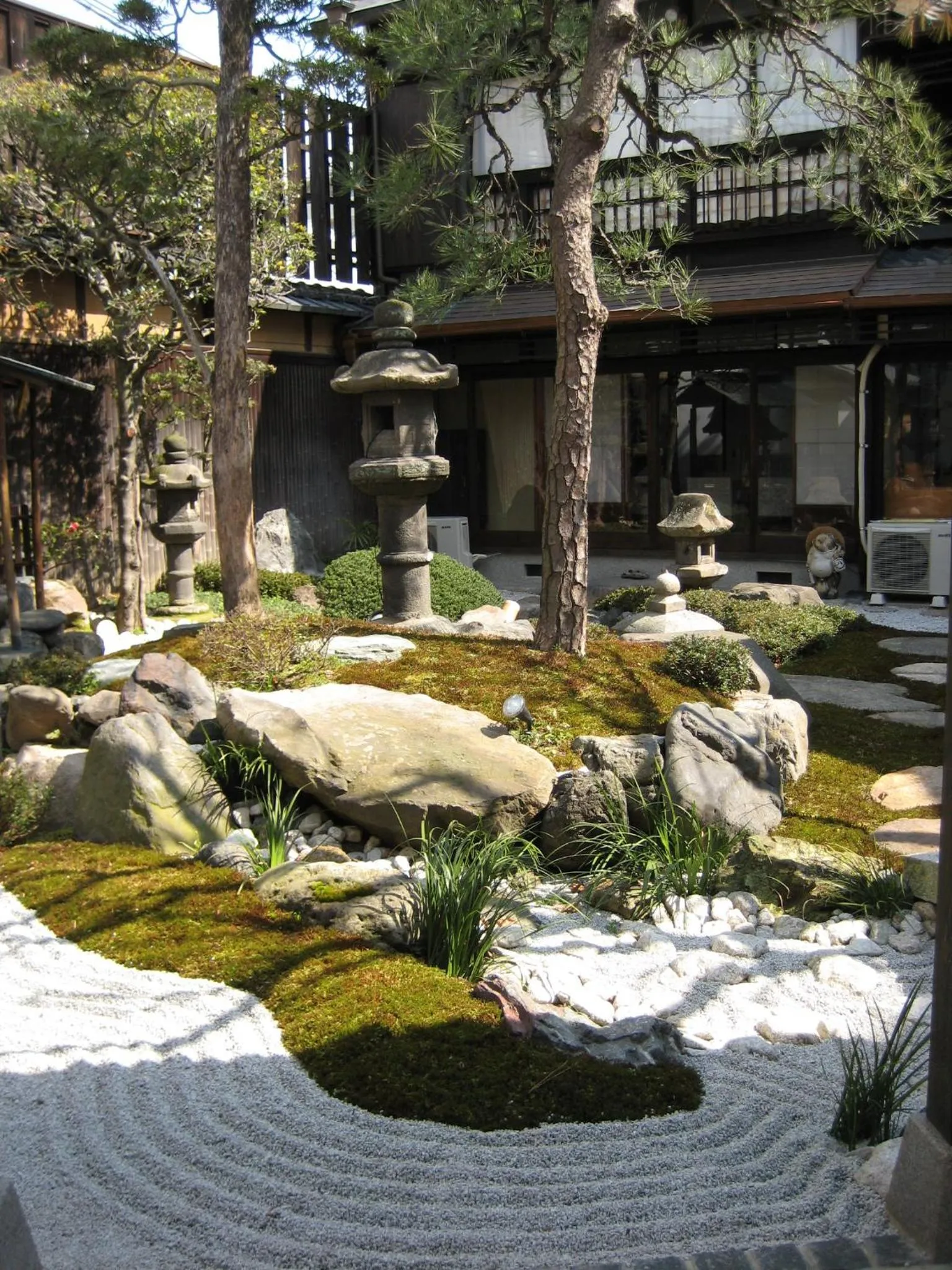 Garden in ShikiShiki Shinra