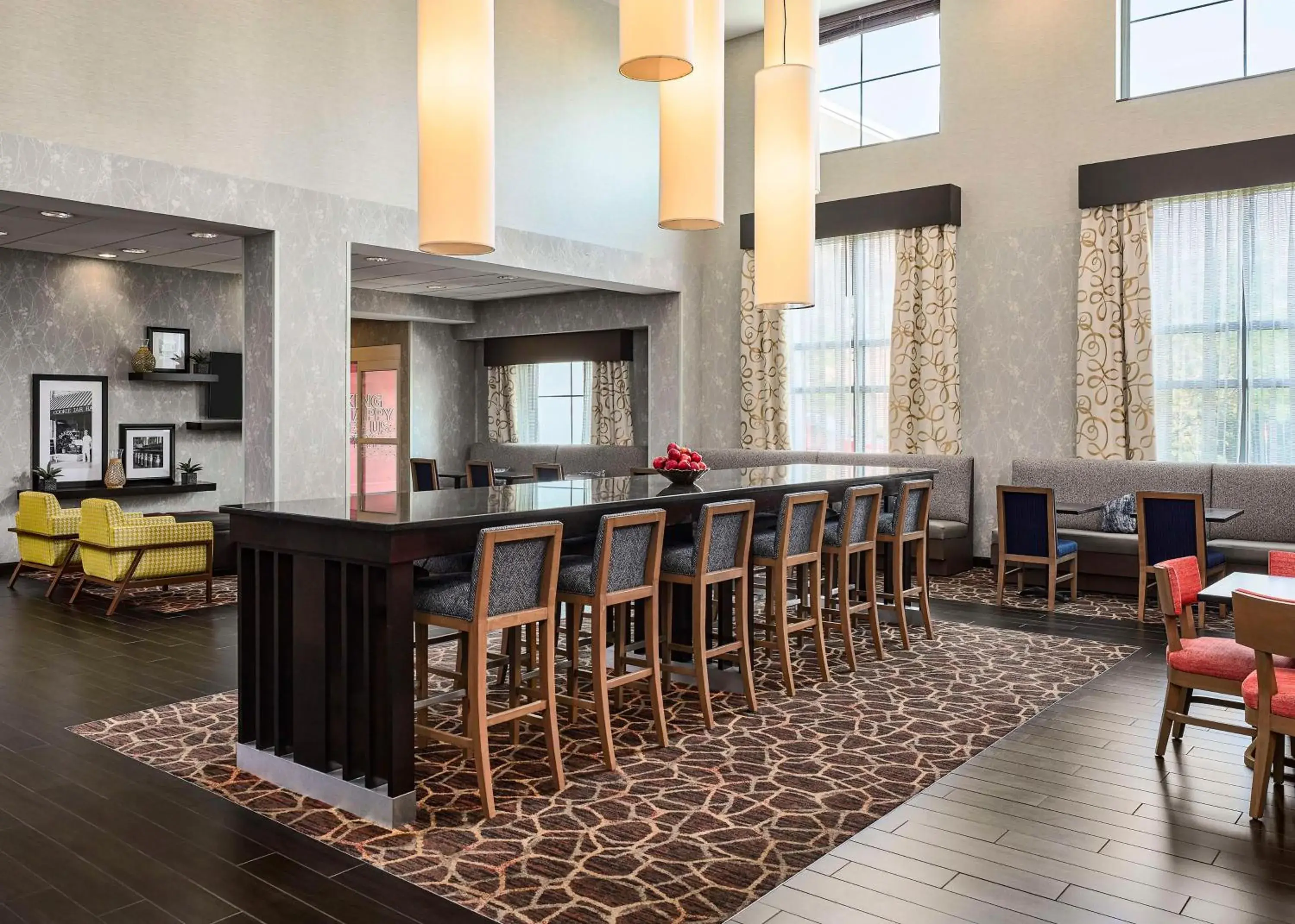 Lobby or reception in Hampton Inn & Suites Hershey Near the Park Lobby or reception in Hampton Inn & Suites Hershey Near the Park