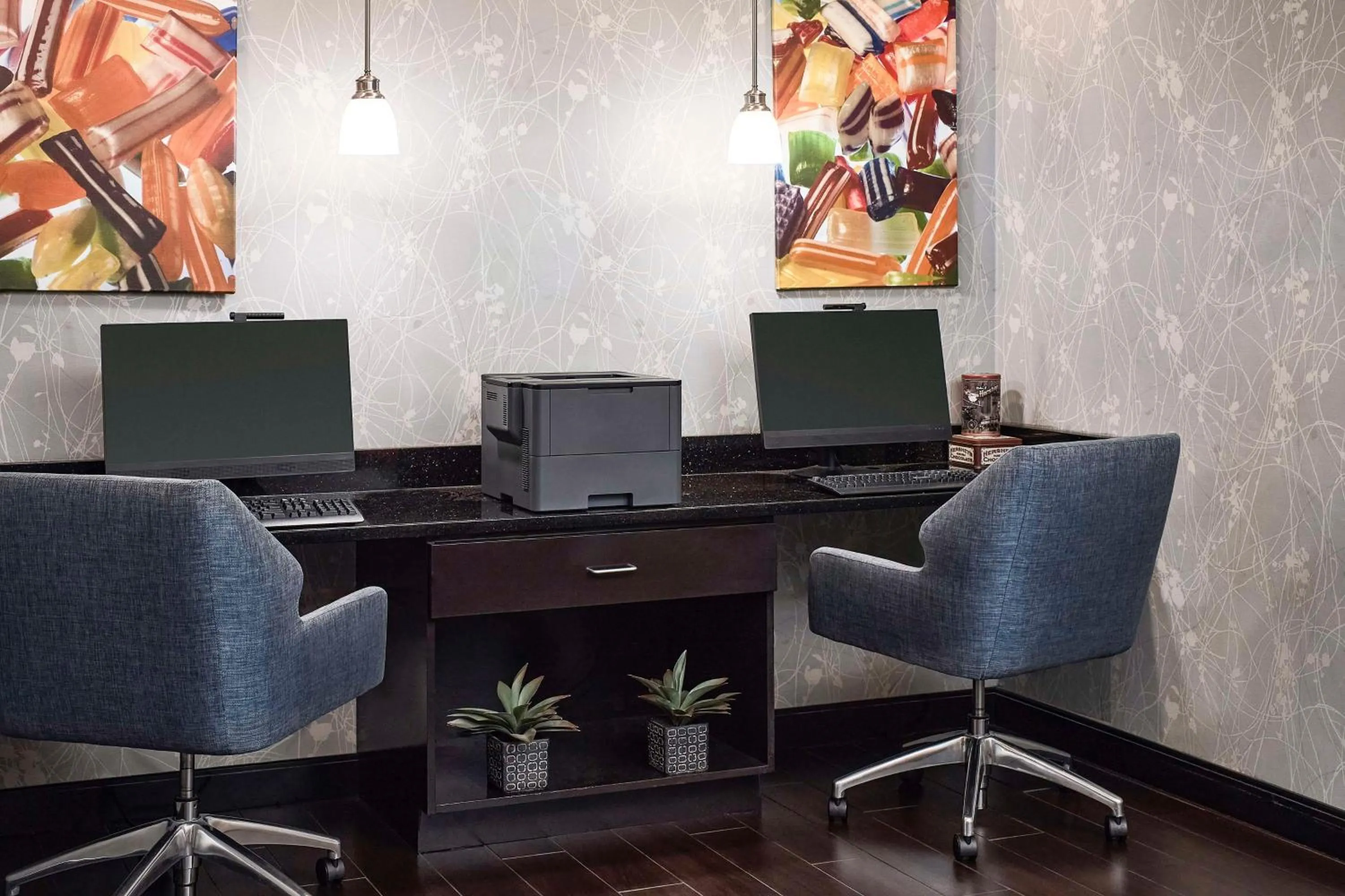 Business facilities in Hampton Inn & Suites Hershey Near the Park