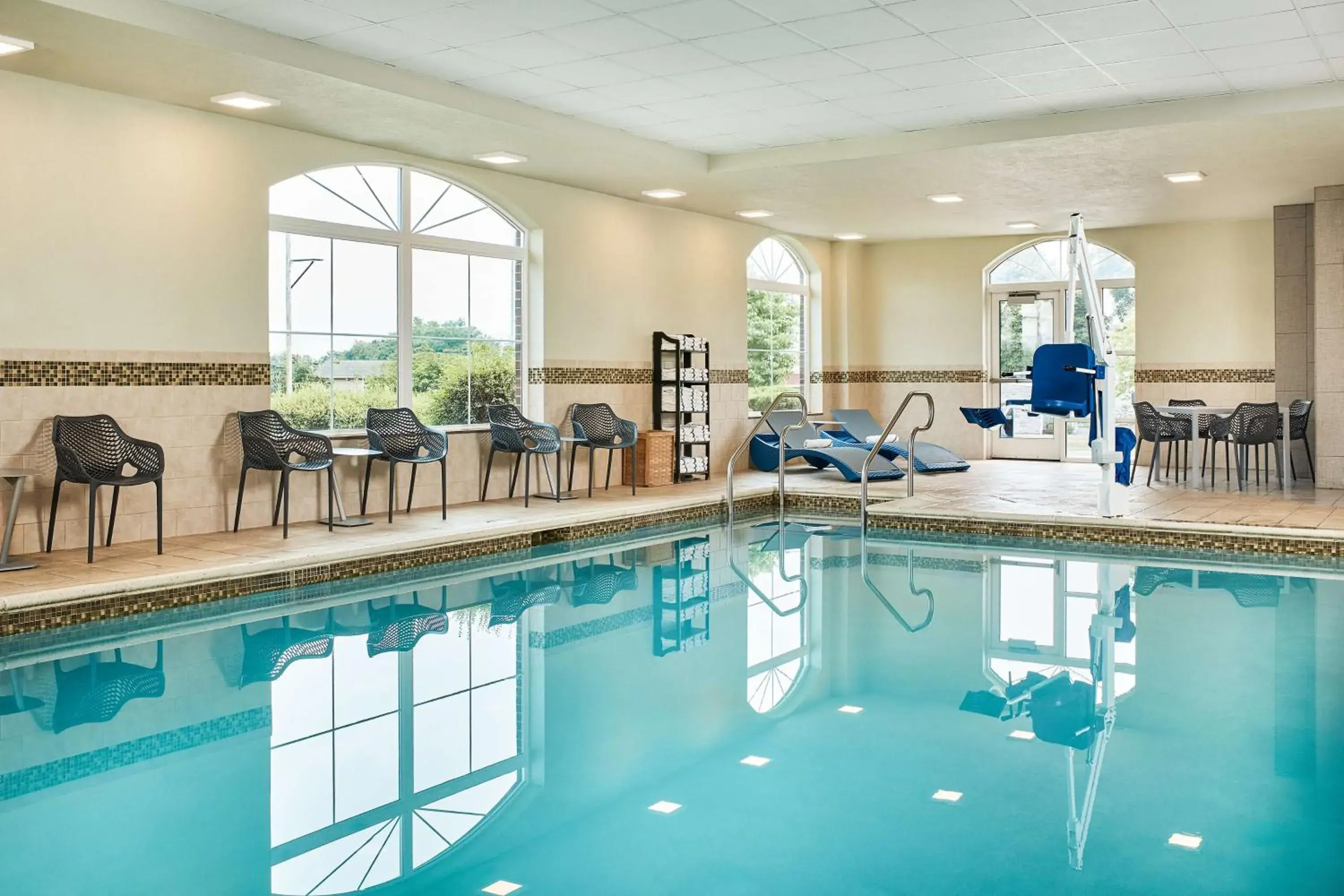 Pool view in Hampton Inn & Suites Hershey Near the Park Pool view in Hampton Inn & Suites Hershey Near the Park