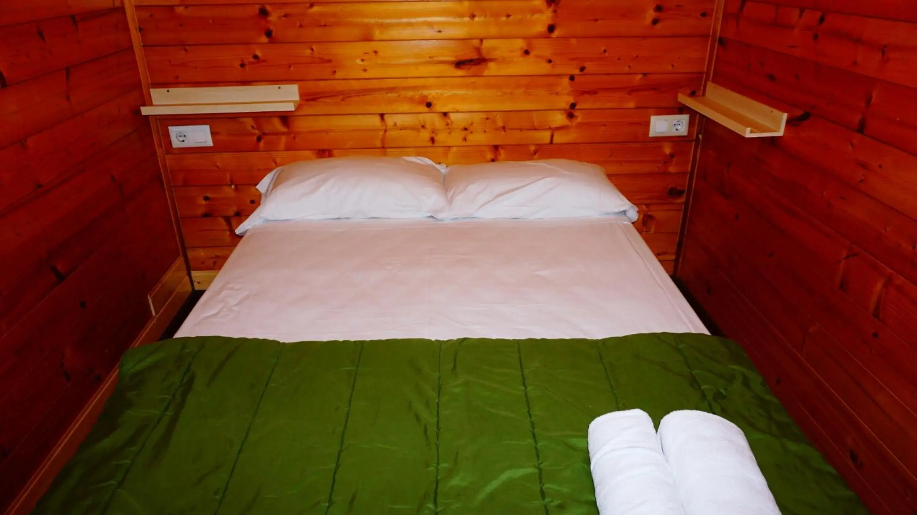 Bedroom, Bed in Bungalows Park Albufera Bedroom, Bed in Bungalows Park Albufera