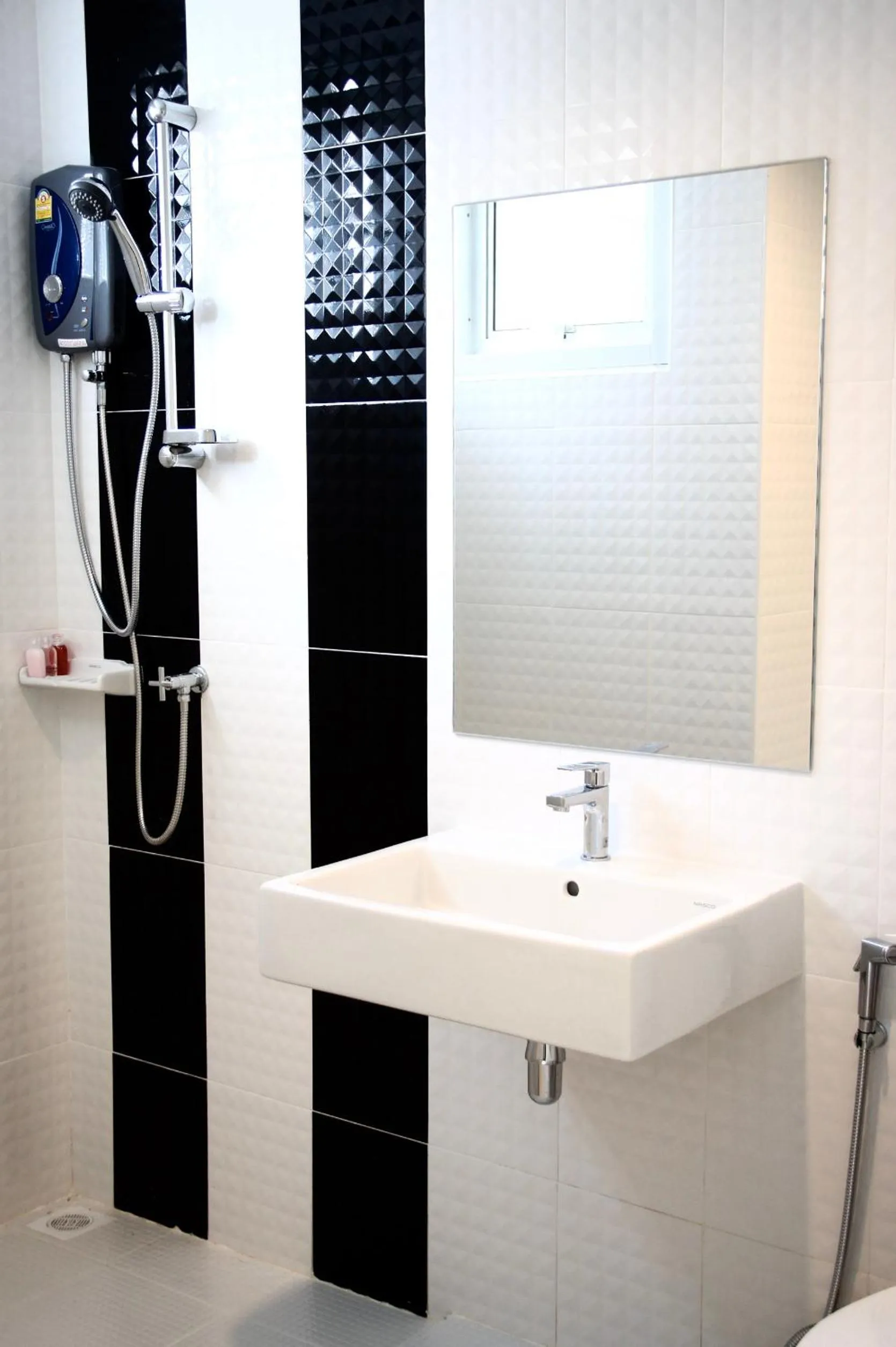 H12, The Stylish Apartment