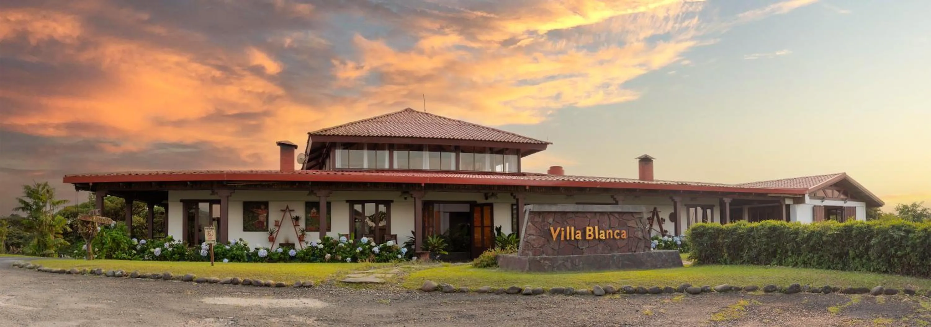 Property building in Villa Blanca Cloud Forest Hotel & Retreat