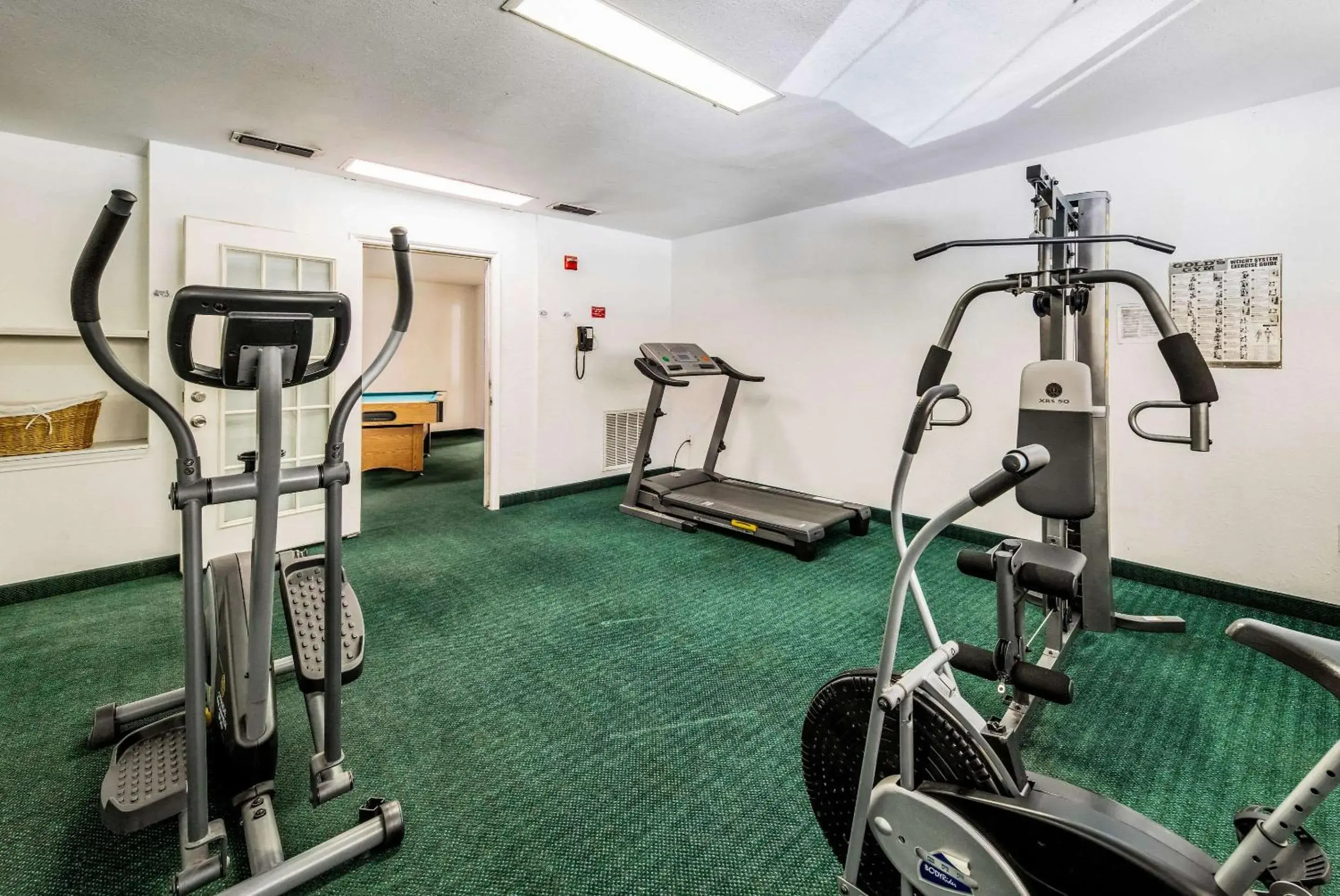 Fitness centre/facilities in Rodeway Inn Decatur Fitness centre/facilities in Rodeway Inn Decatur