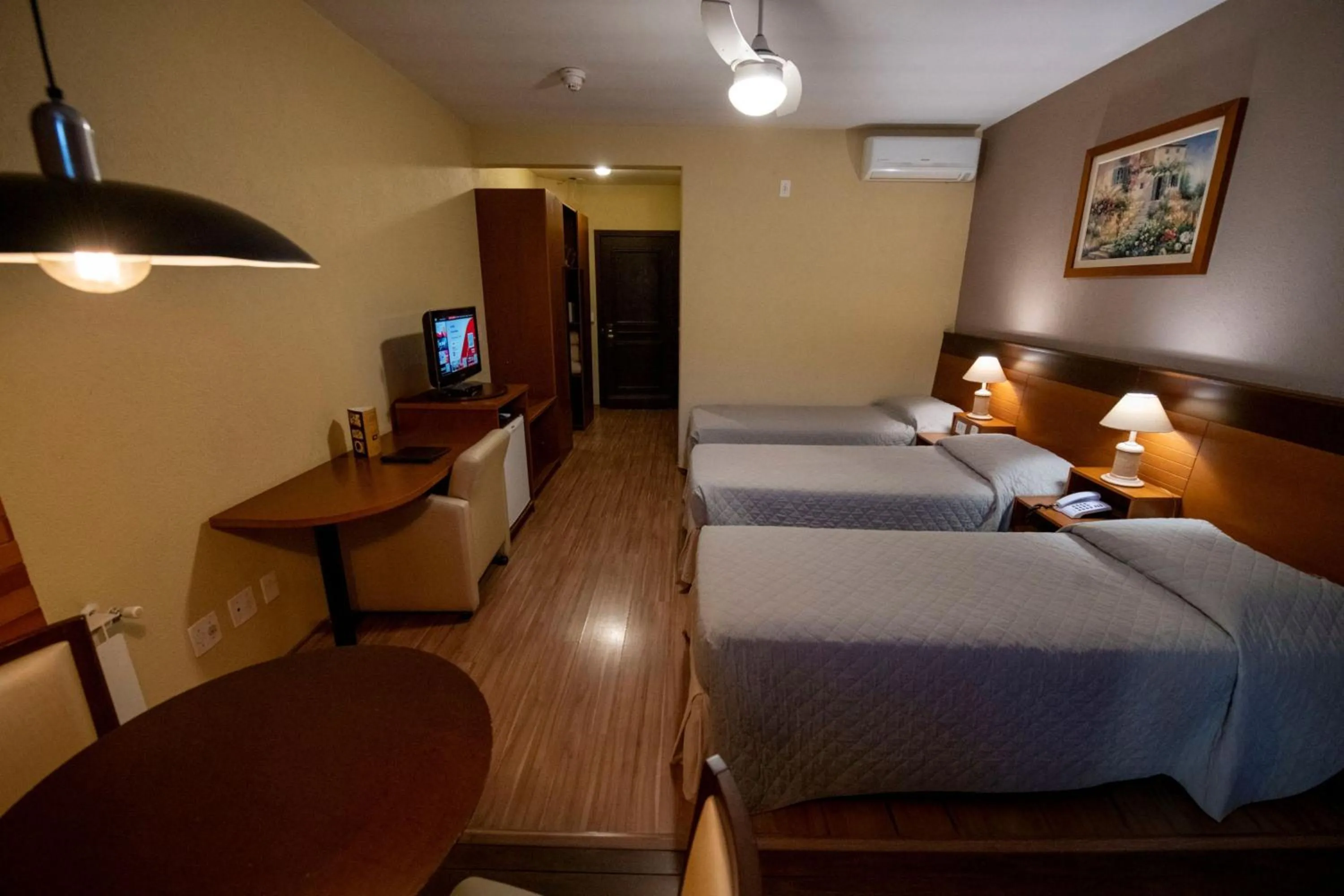 Bed in Hotel Serra Nevada