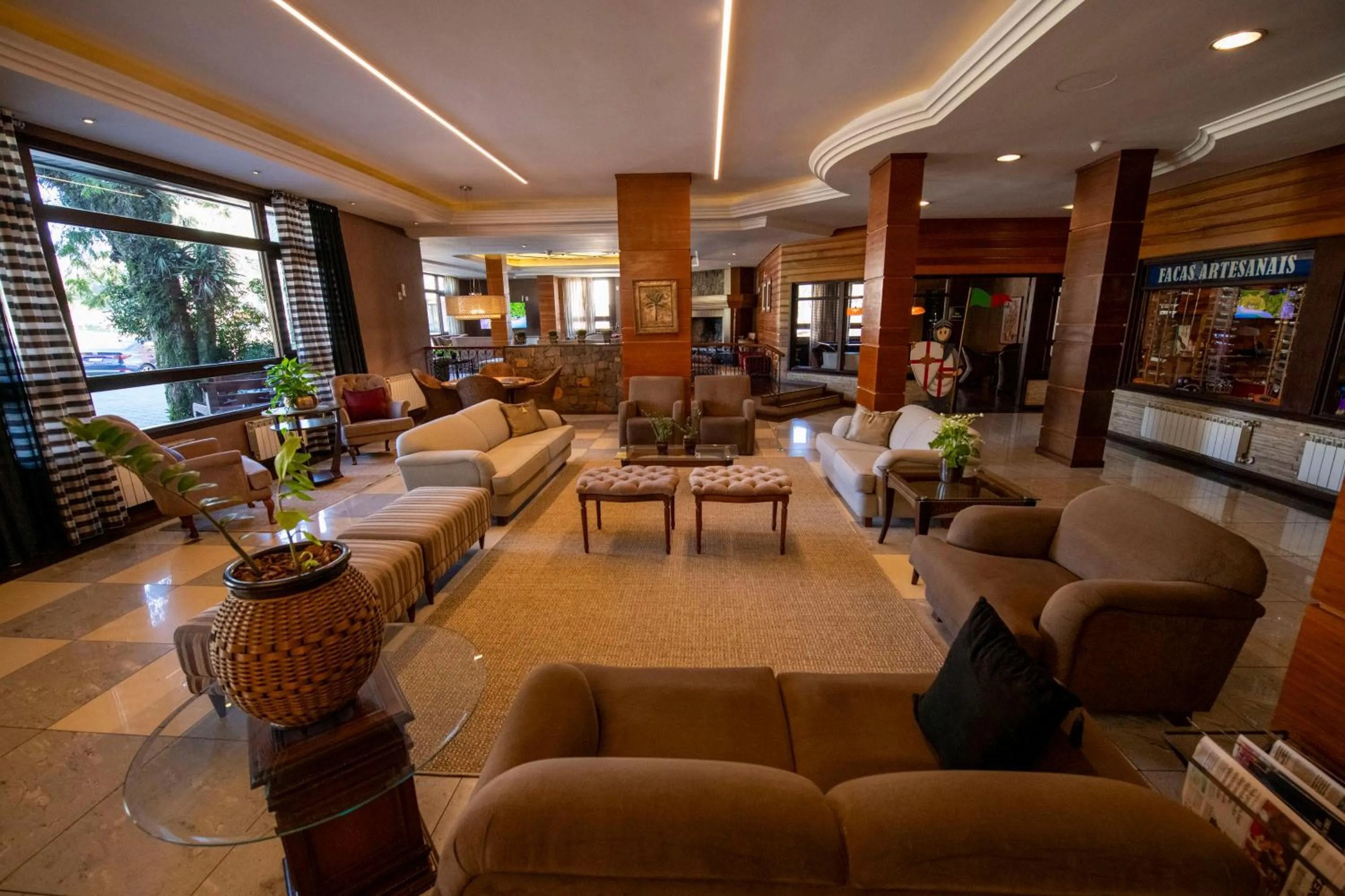 Lobby or reception in Hotel Serra Nevada