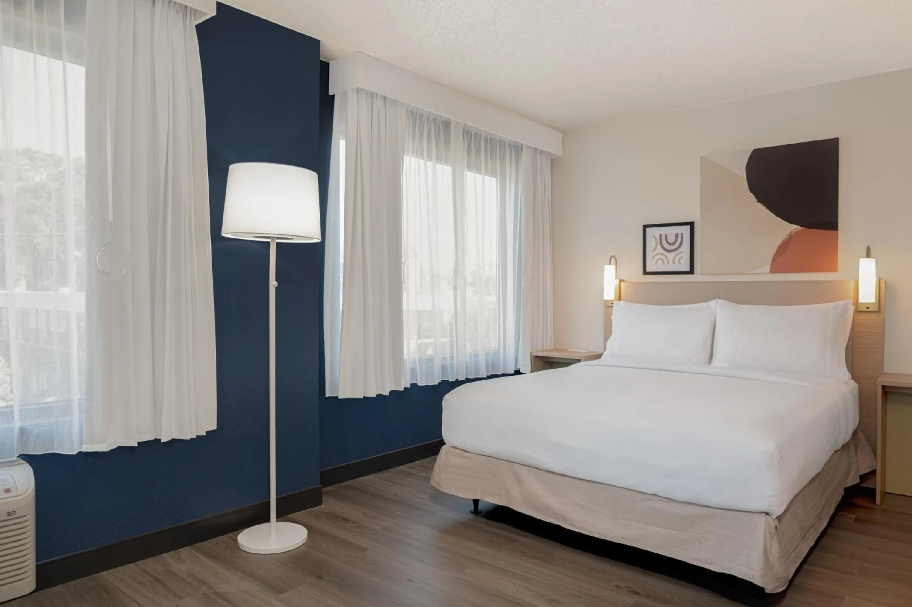 Bed in Spark By Hilton Wilmington