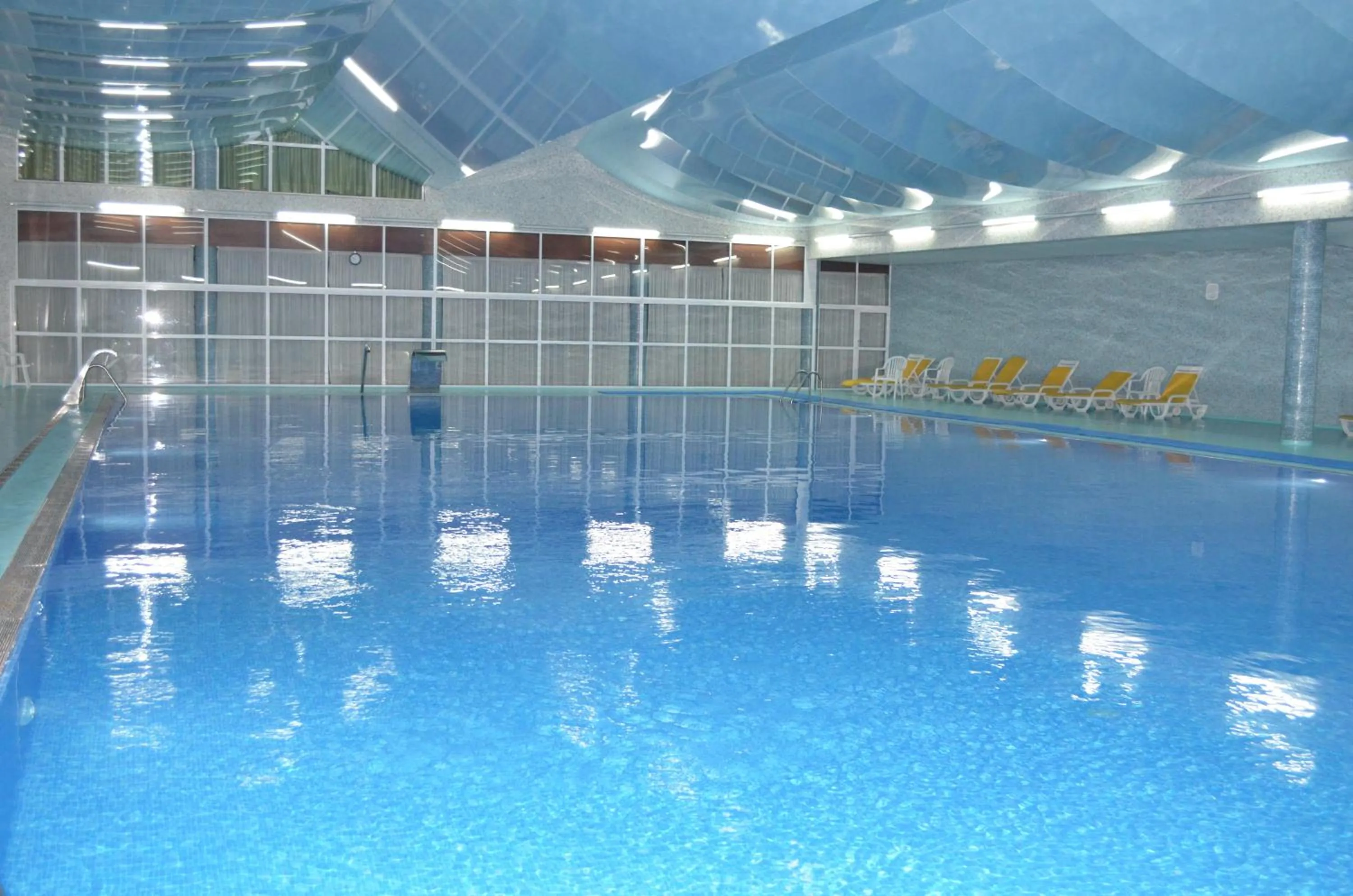 Swimming pool in D. Afonso Hotel & SPA