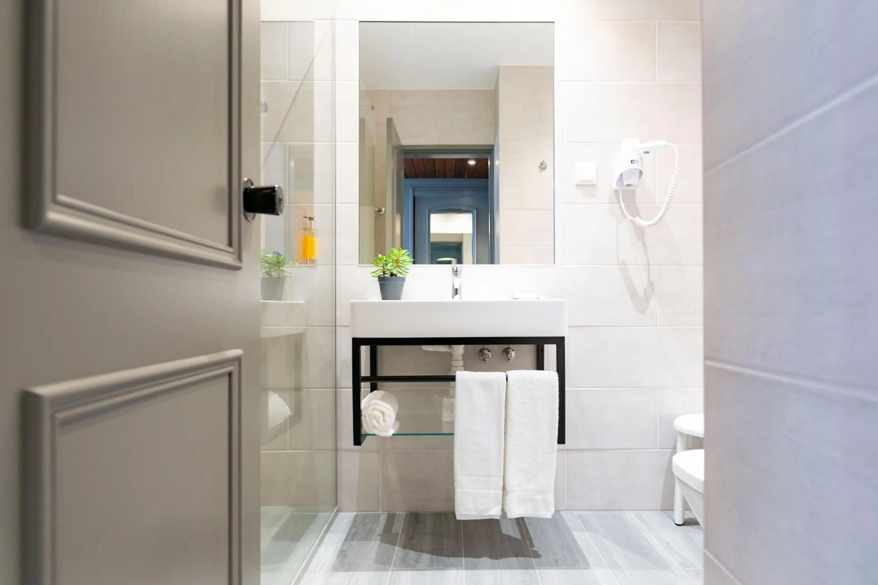 Bathroom in D. Afonso Hotel & SPA