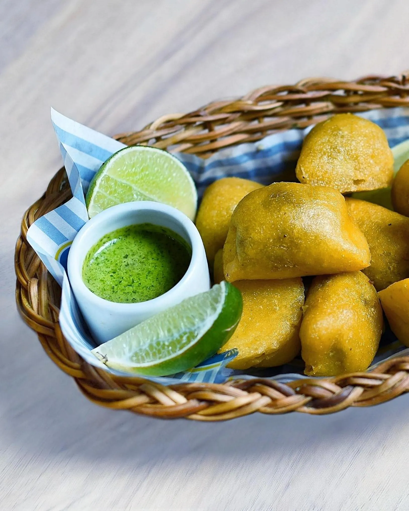 Restaurant/places to eat in Hotel Obelisco