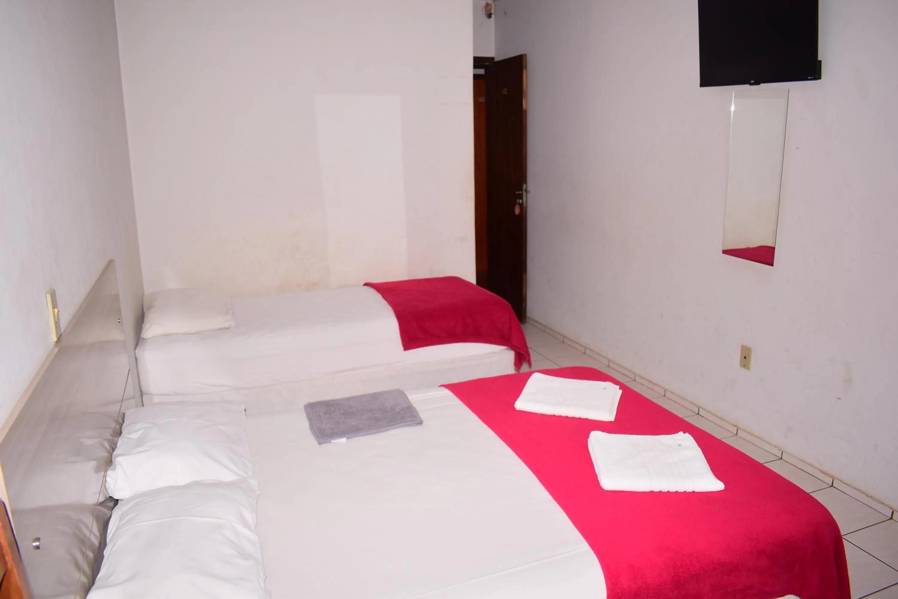 Bed in Hotel Imperador Caldas Novas - GO - Facil acesso aos parques aquaticos e polo gastronômico noturno
