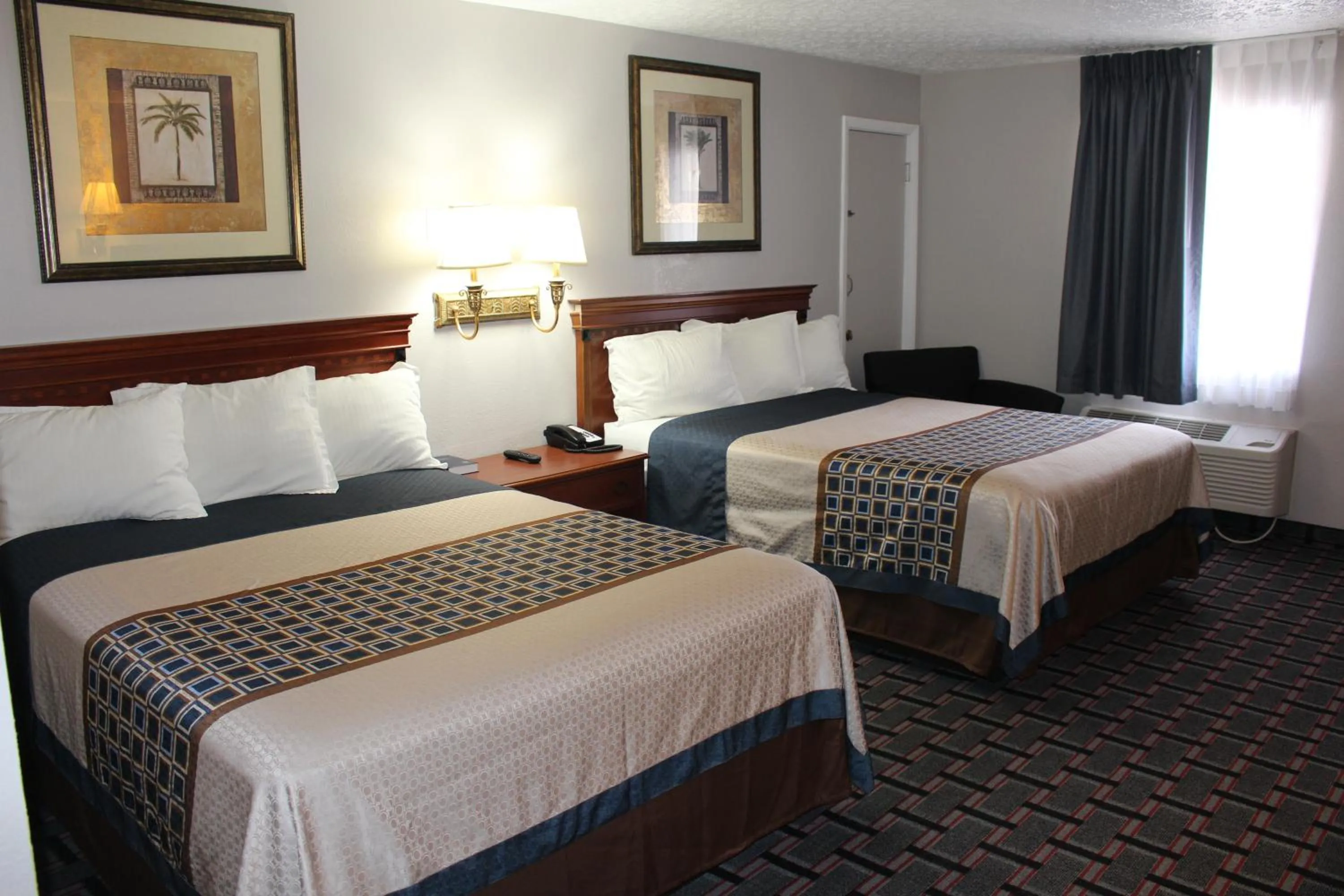Bed in Lion Inn - Saint Augustine