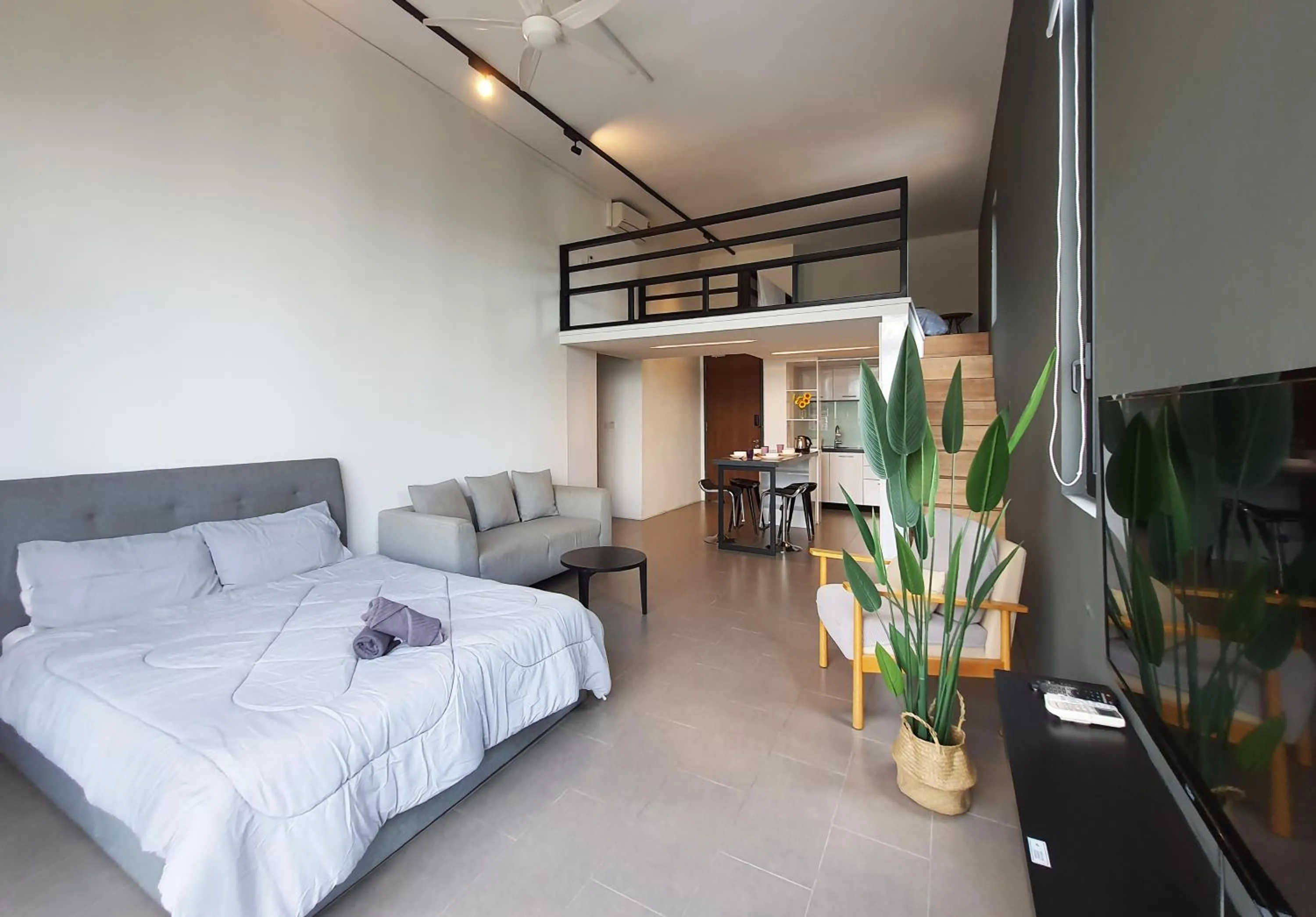 TV and multimedia, Bed in KL Sentral, EST Bangsar by SkyLimit Suites