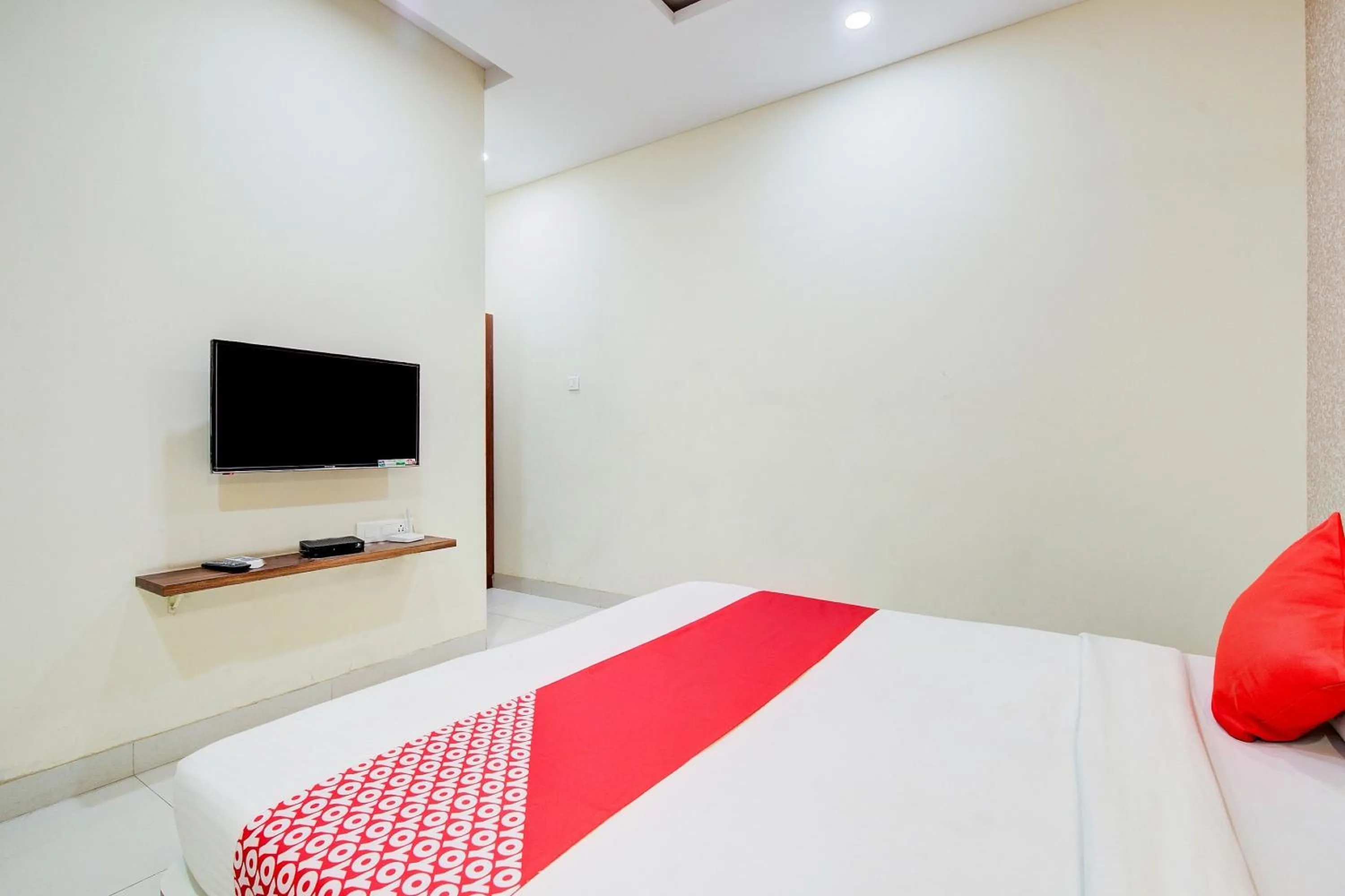 Other, Bed in Collection O Sunshine Near Inox