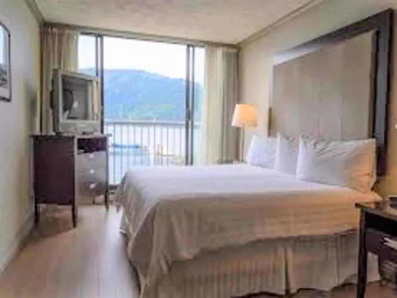 Bedroom, Bed in Oceanfront Suites at Cowichan Bay Bedroom, Bed in Oceanfront Suites at Cowichan Bay