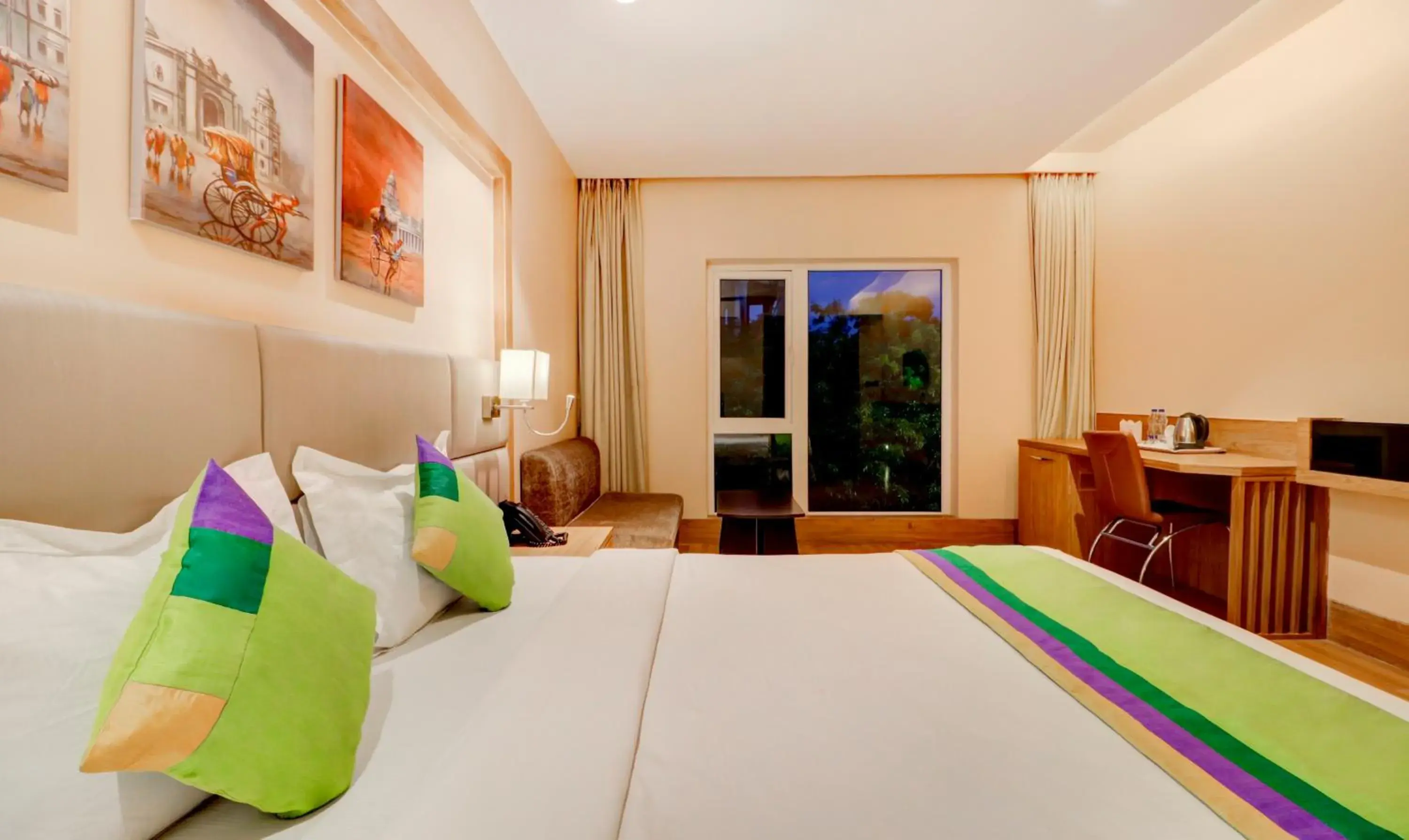 Bedroom, Bed in Treebo Radhe Palace, Lake Town Bedroom, Bed in Treebo Radhe Palace, Lake Town