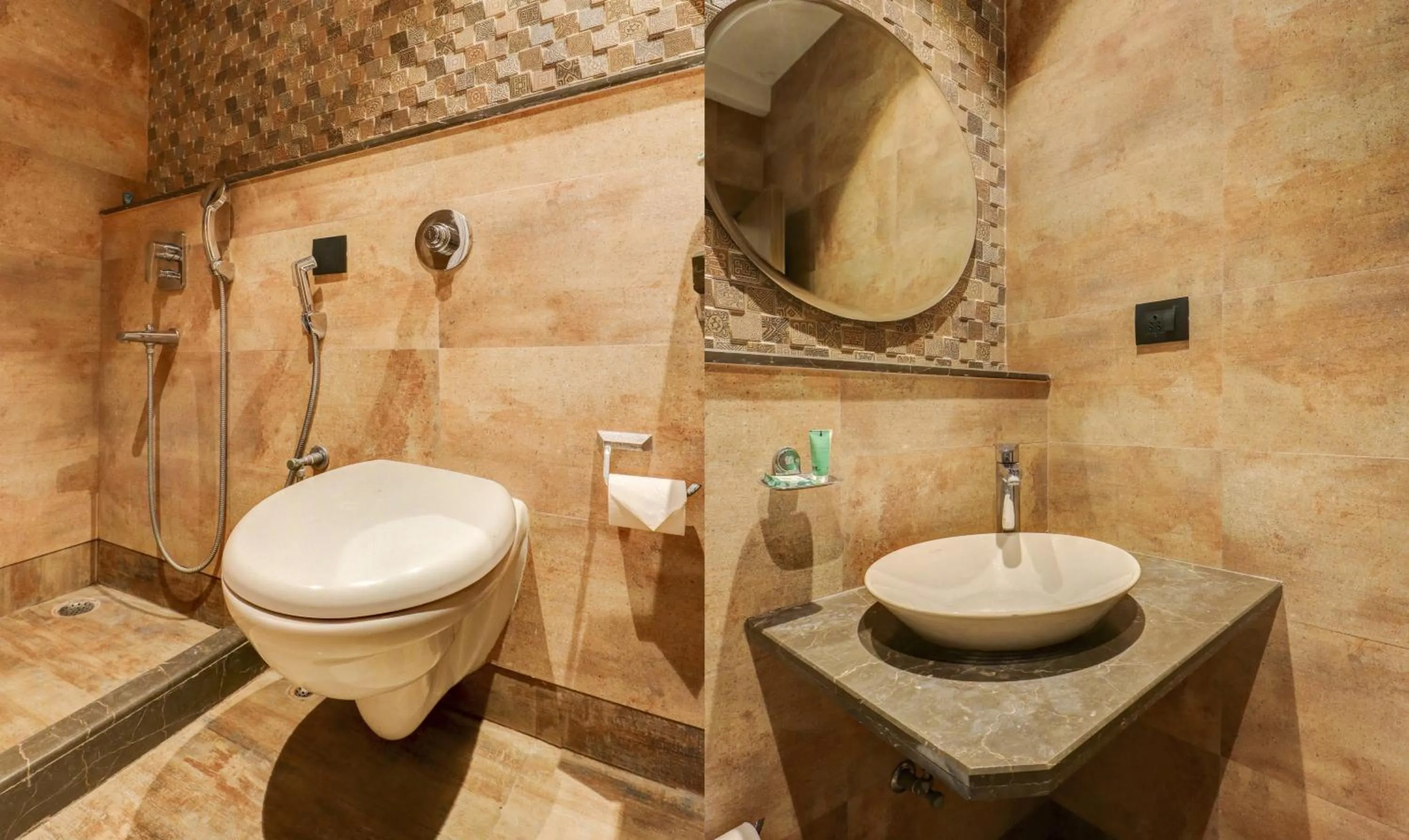 Bathroom in Treebo Radhe Palace, Lake Town