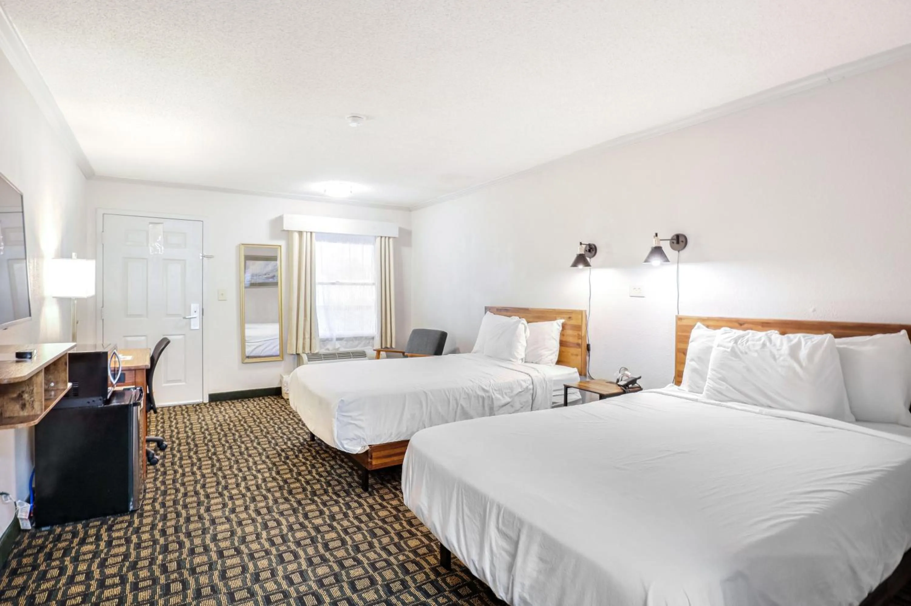 Bed in The Guest Lodge Gainesville